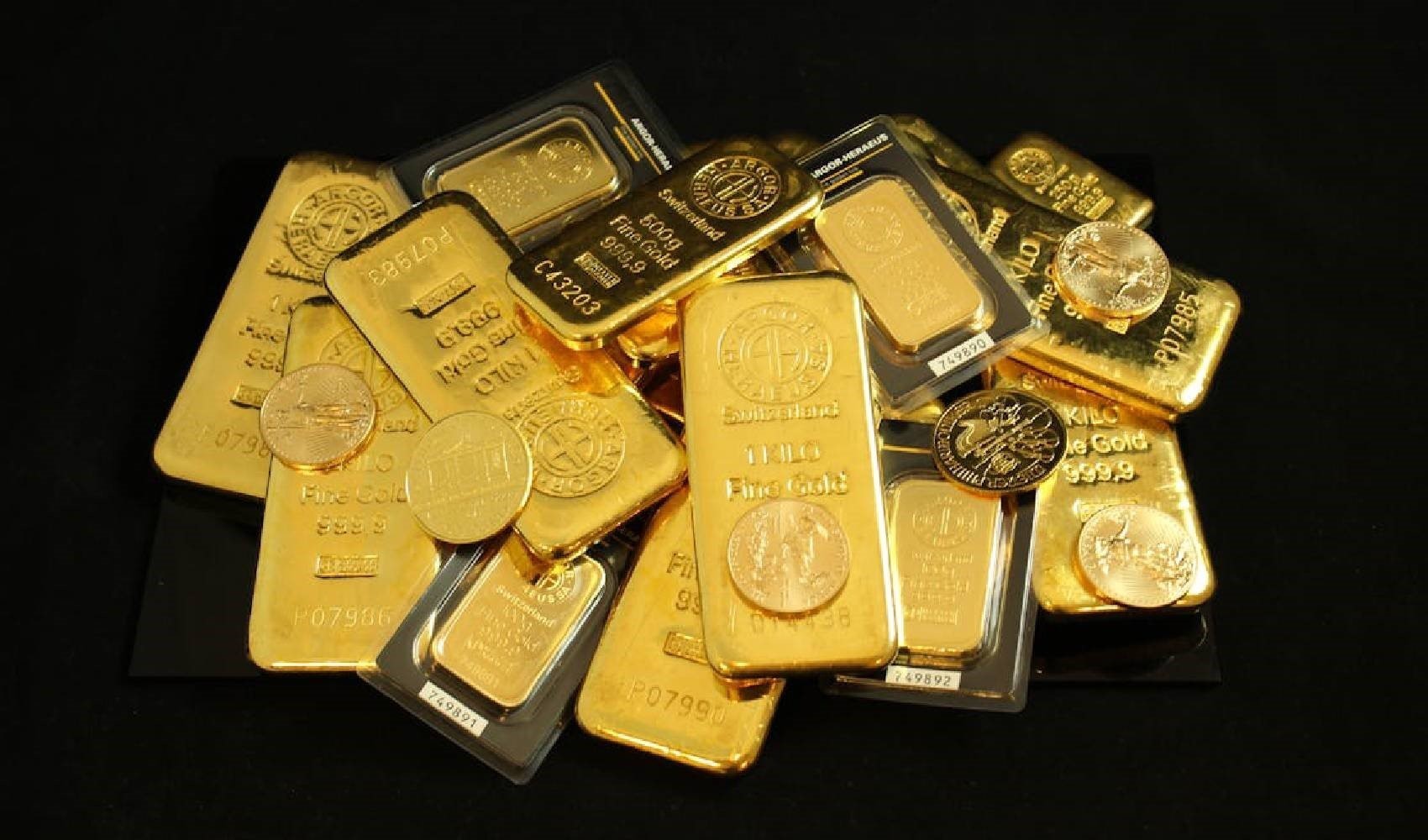 Altın 3 haftanın zirvesinde