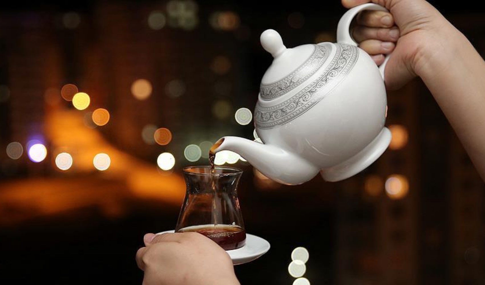 O çay markasından gıda boyası çıktı