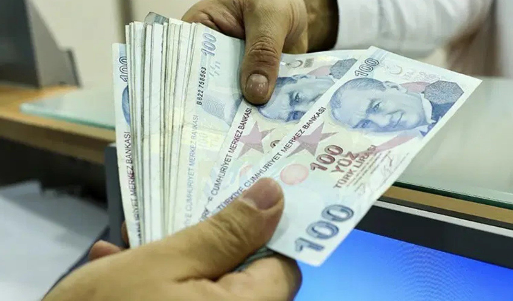 MHP'den refah payı hamlesi: Yeni yıl için talepte bulundular