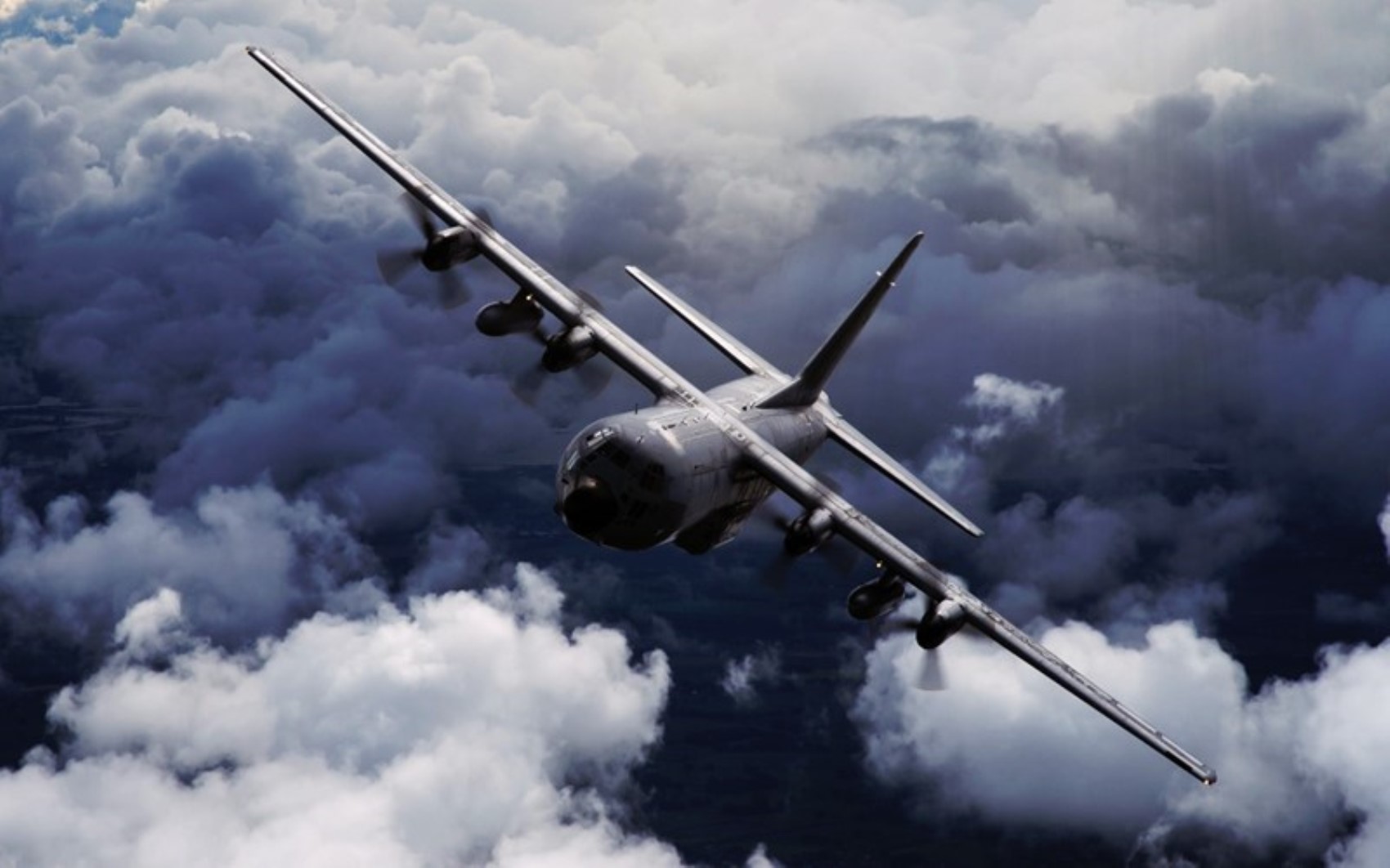 Yürek burkan uçak faciası nasıl gerçekleşti? İşte ihtimaller...