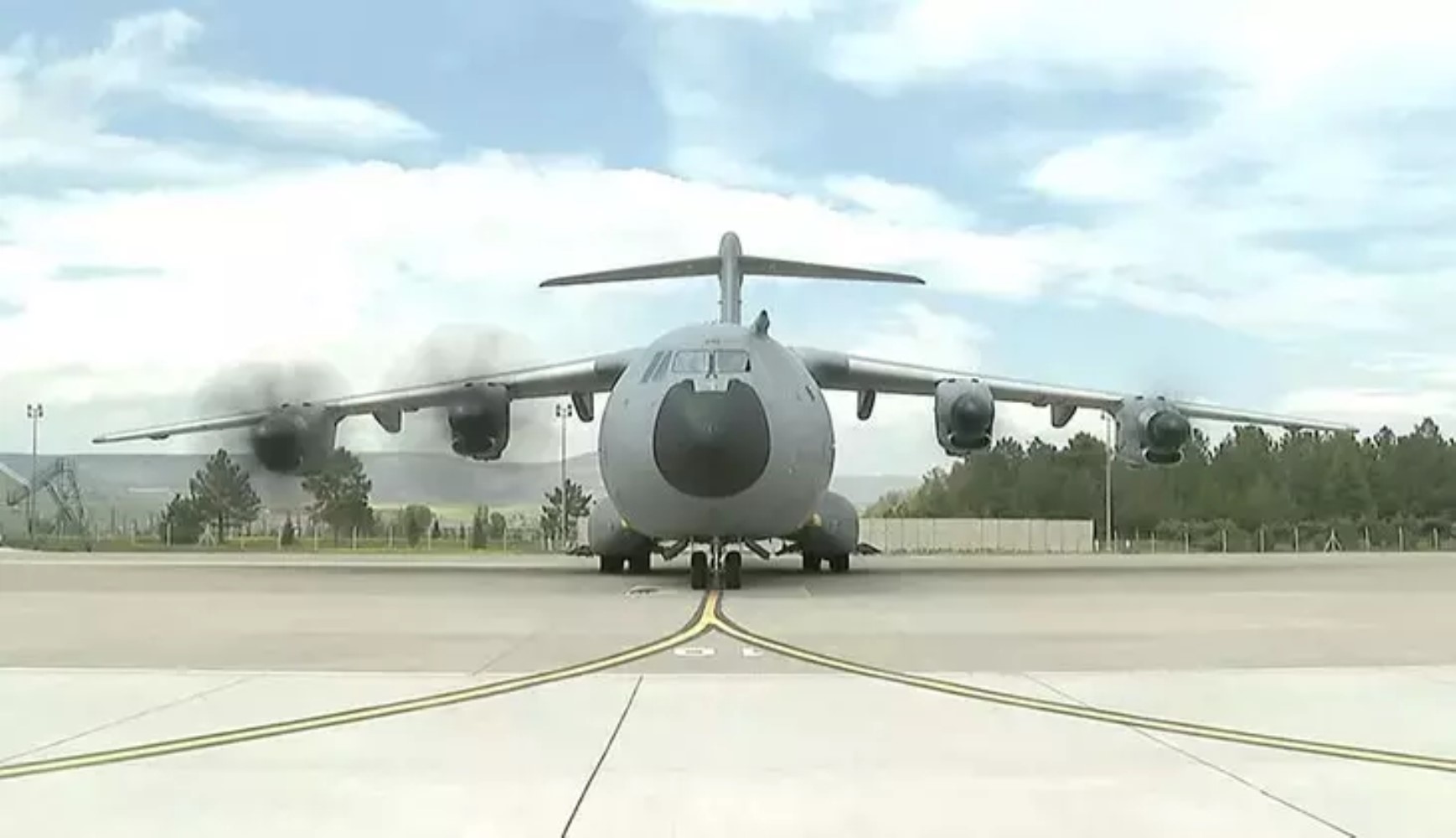 Yürek burkan uçak faciası nasıl gerçekleşti? İşte ihtimaller...