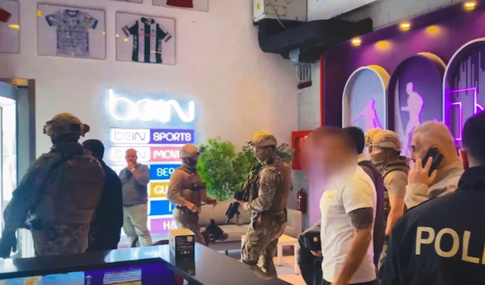 Plastik tabancayla Beinsports binasını basan saldırgan tutuklandı