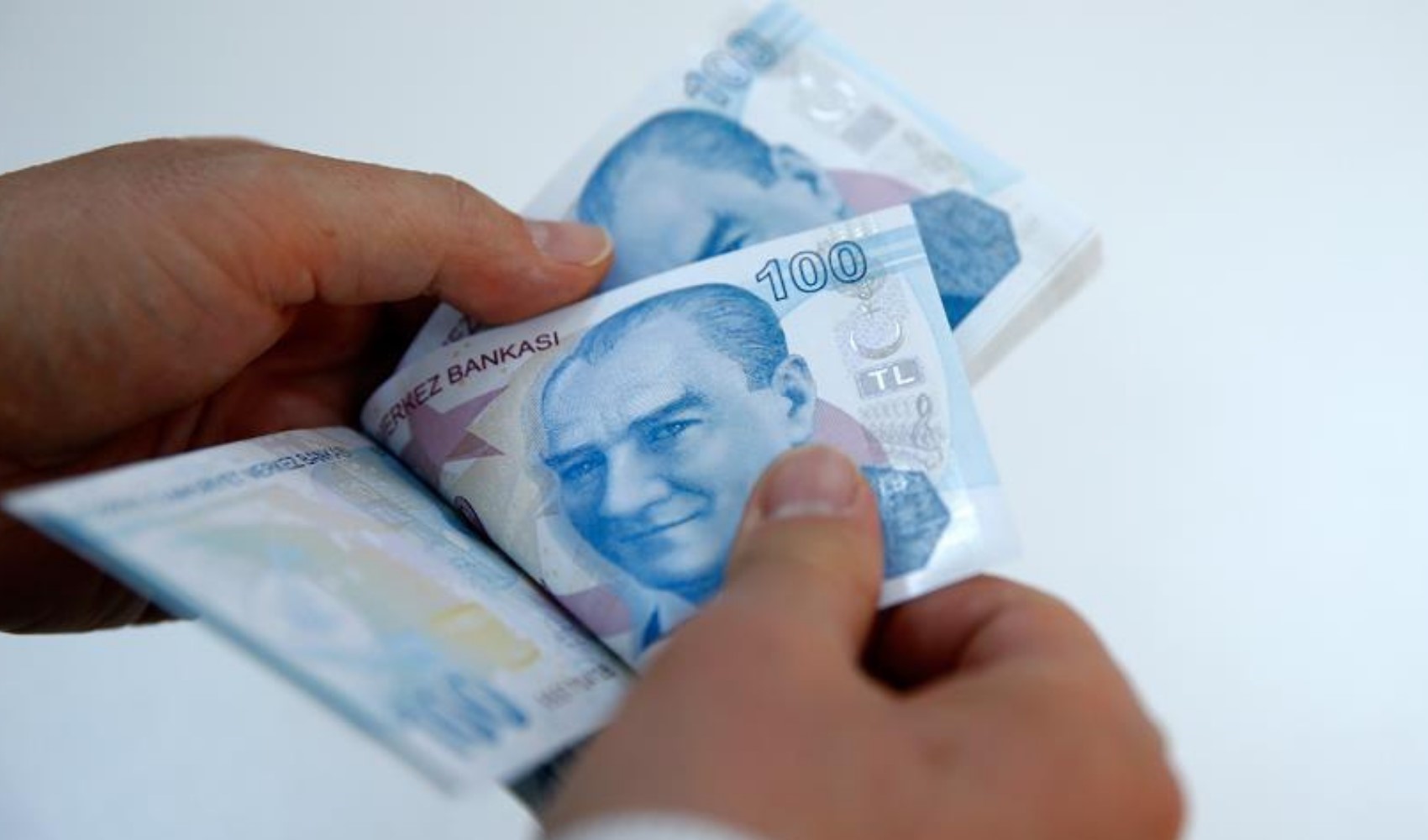 Asgari ücret zammı için 4 ihtimal! Seçenekleri tek tek sıraladı