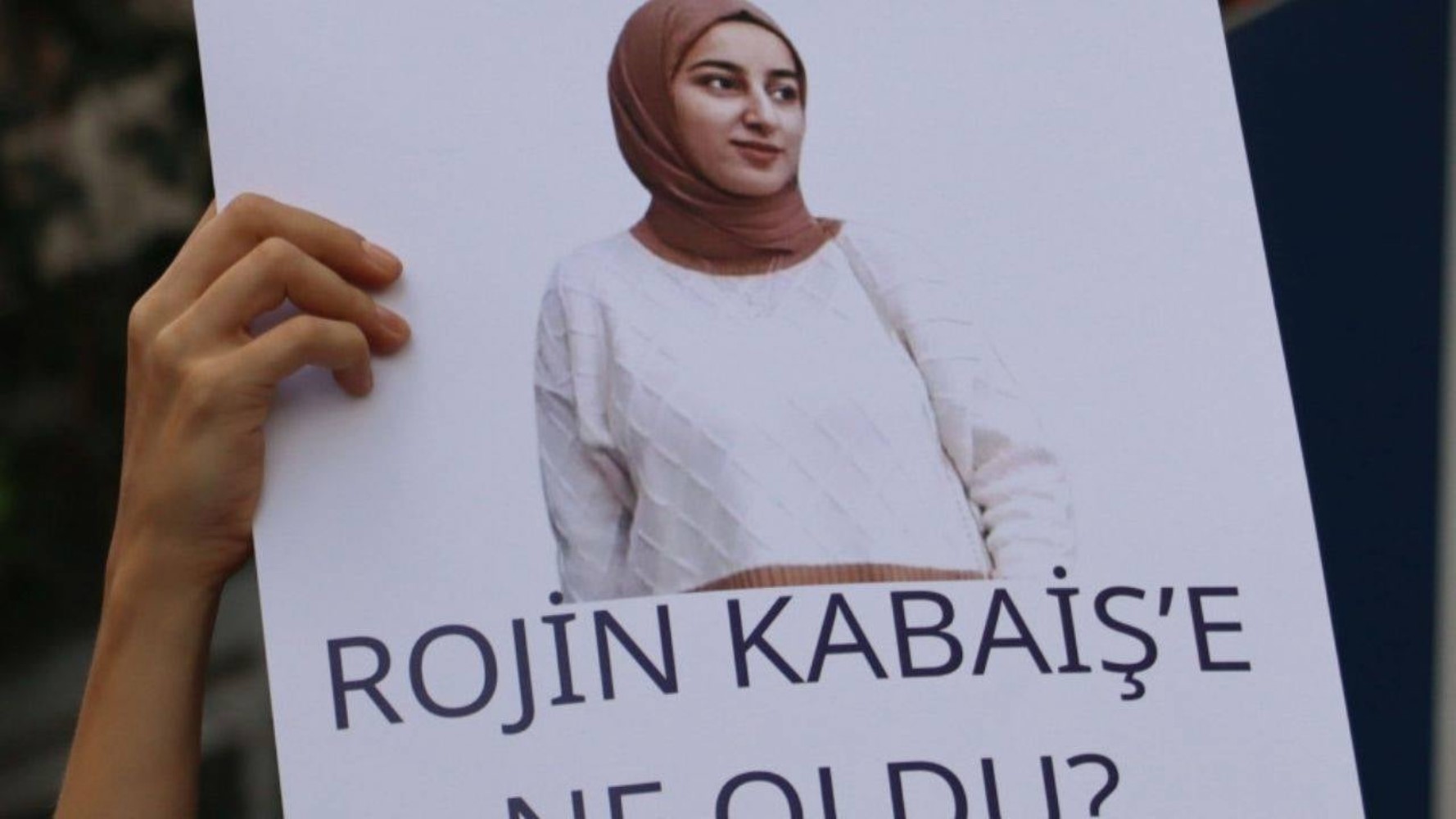 Babası açıkladı: Rojin'in atletinde başka bir kadına ait kan izi bulundu