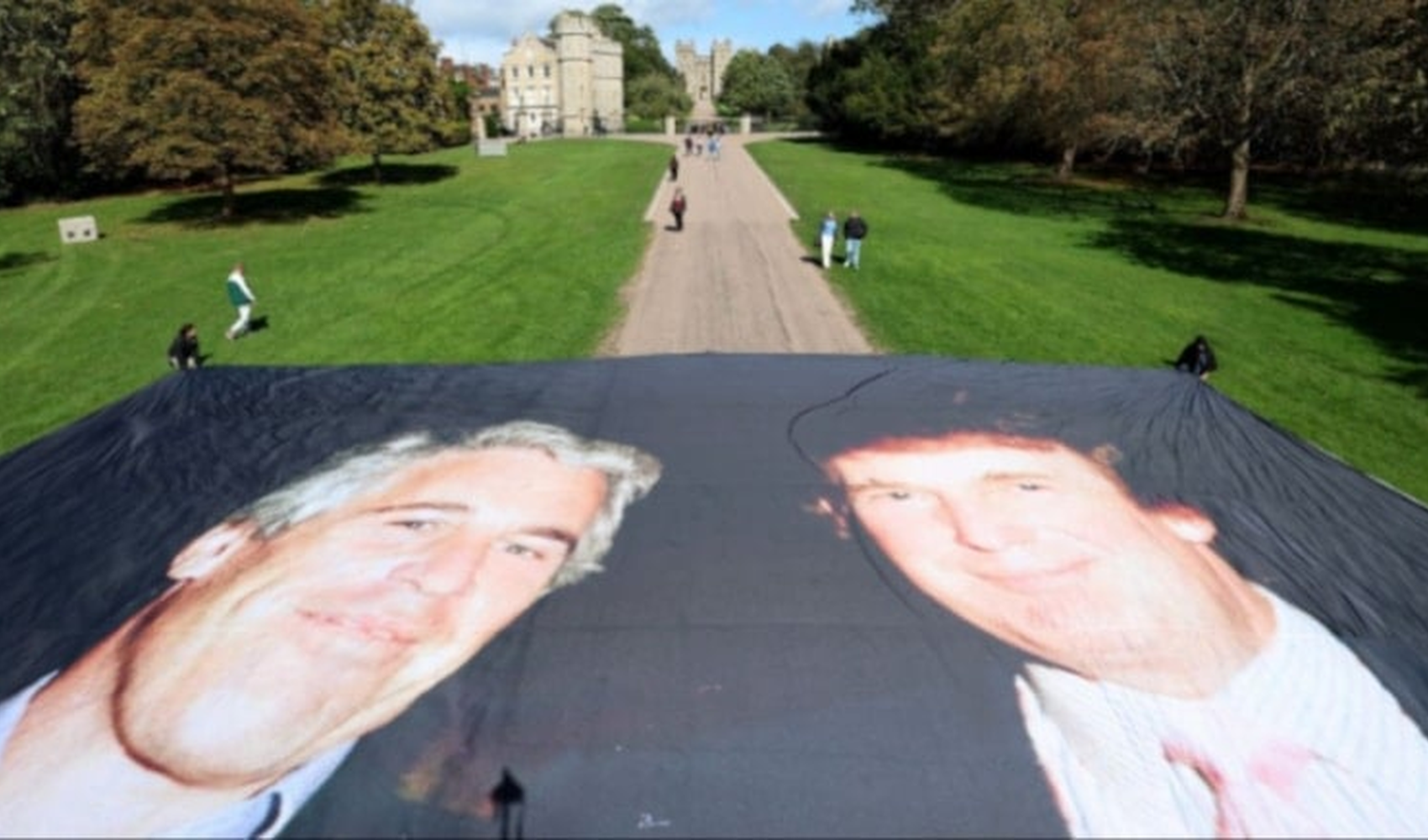 Jeffrey Epstein e-postaları ABD ve İngiltere'de siyasi sarsıntı yarattı