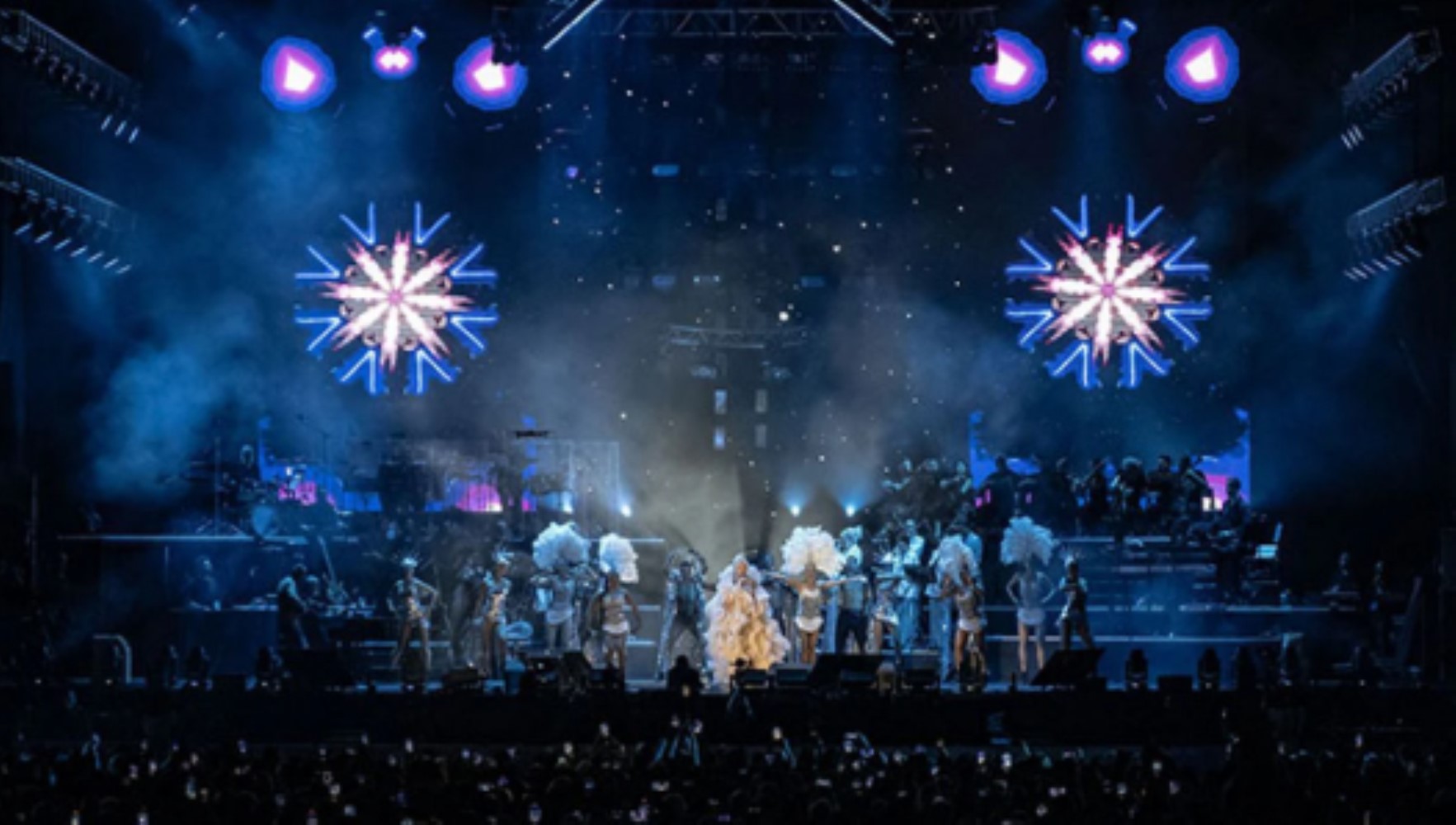 Ünlülerin yılbaşı konser ücretleri belli oldu: Zirvedeki isim değişmedi