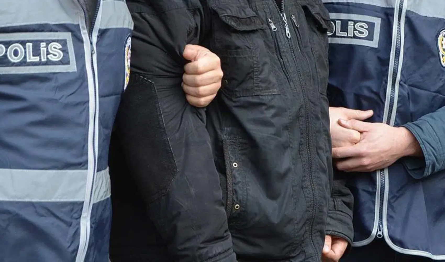 Eski CHP ilçe başkanına rüşvet gözaltısı