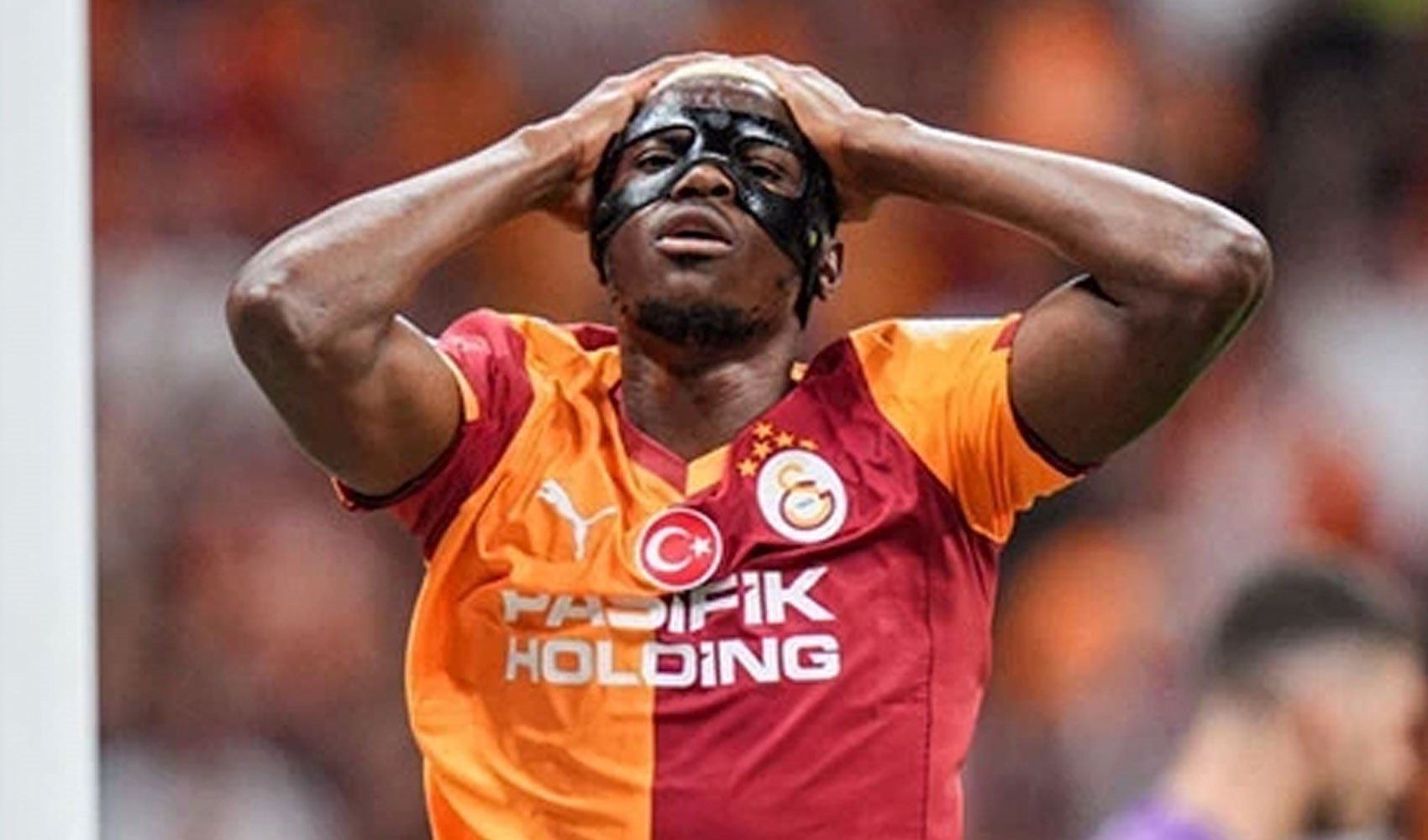 Galatasaray'a kötü haber: Osimhen sakatlandı, oyuna devam edemedi