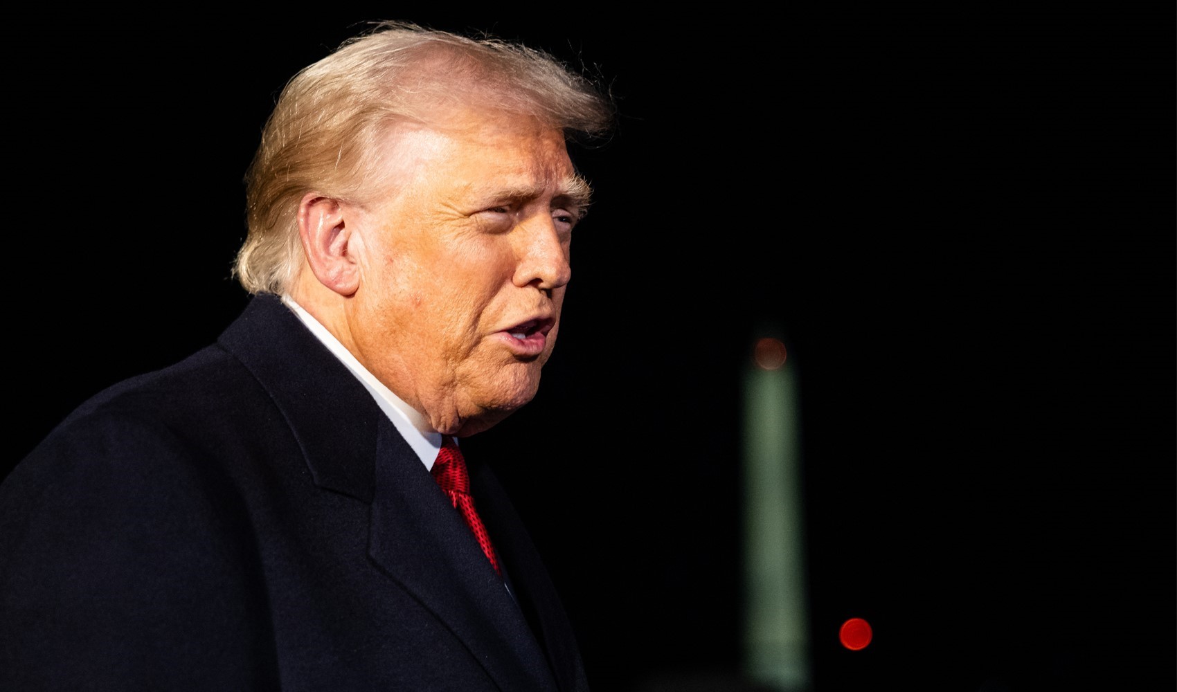 Trump’tan Epstein dosyaları hakkında soru soran muhabire: Sessiz ol