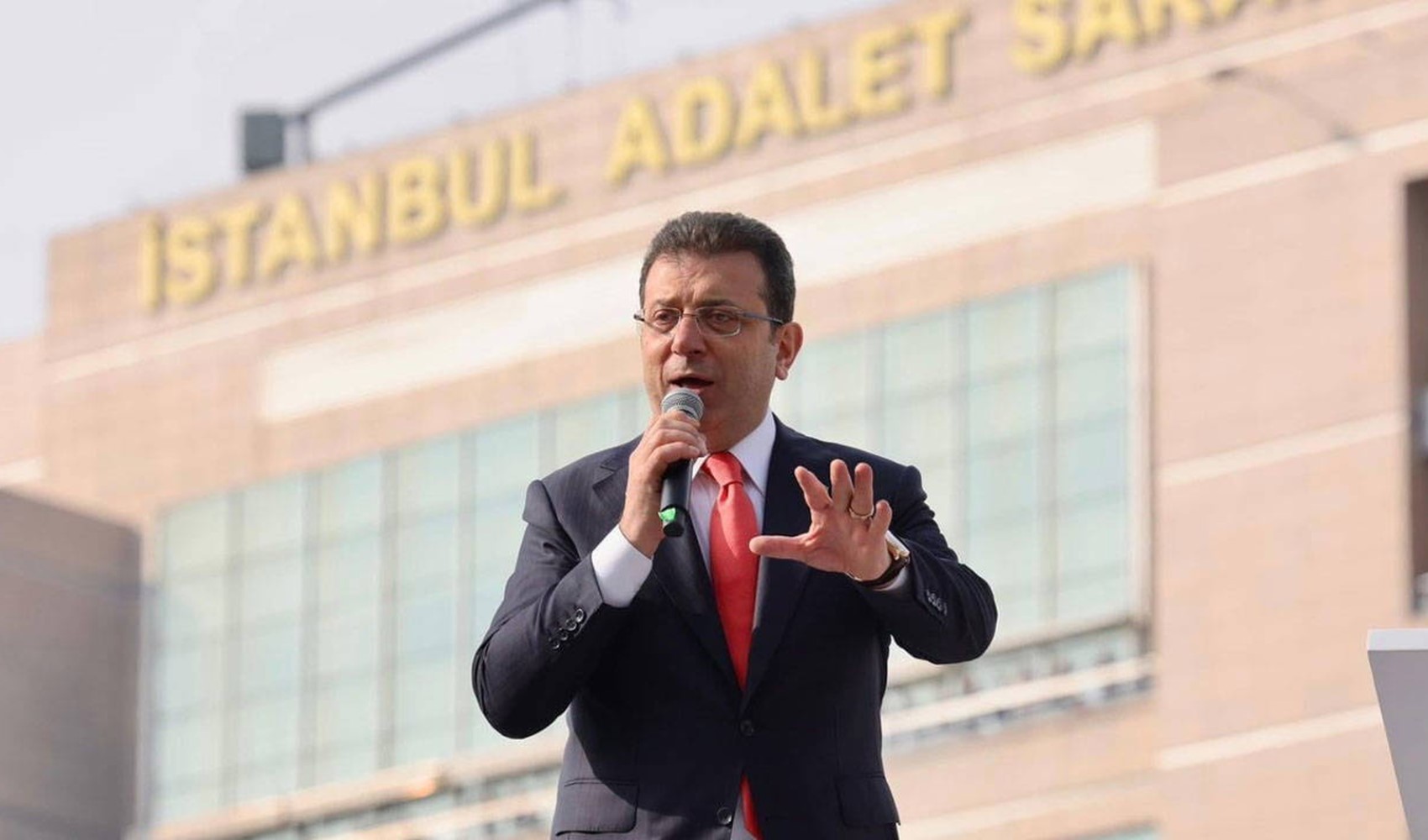 İmamoğlu, yeni sosyal medya hesabından seslendi