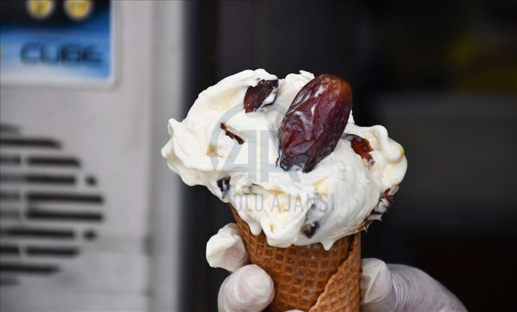 Yediğimiz her şey zehir! Ünlü dondurmacıda dışkı kaynaklı bakteri bulundu