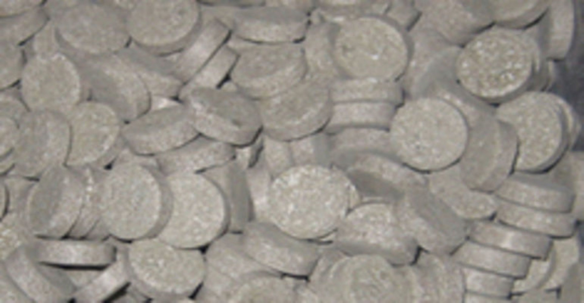 Böcek ailesinin ölümüne sebep olan bu ilaçlar mı? Bir tıkla ölüm!