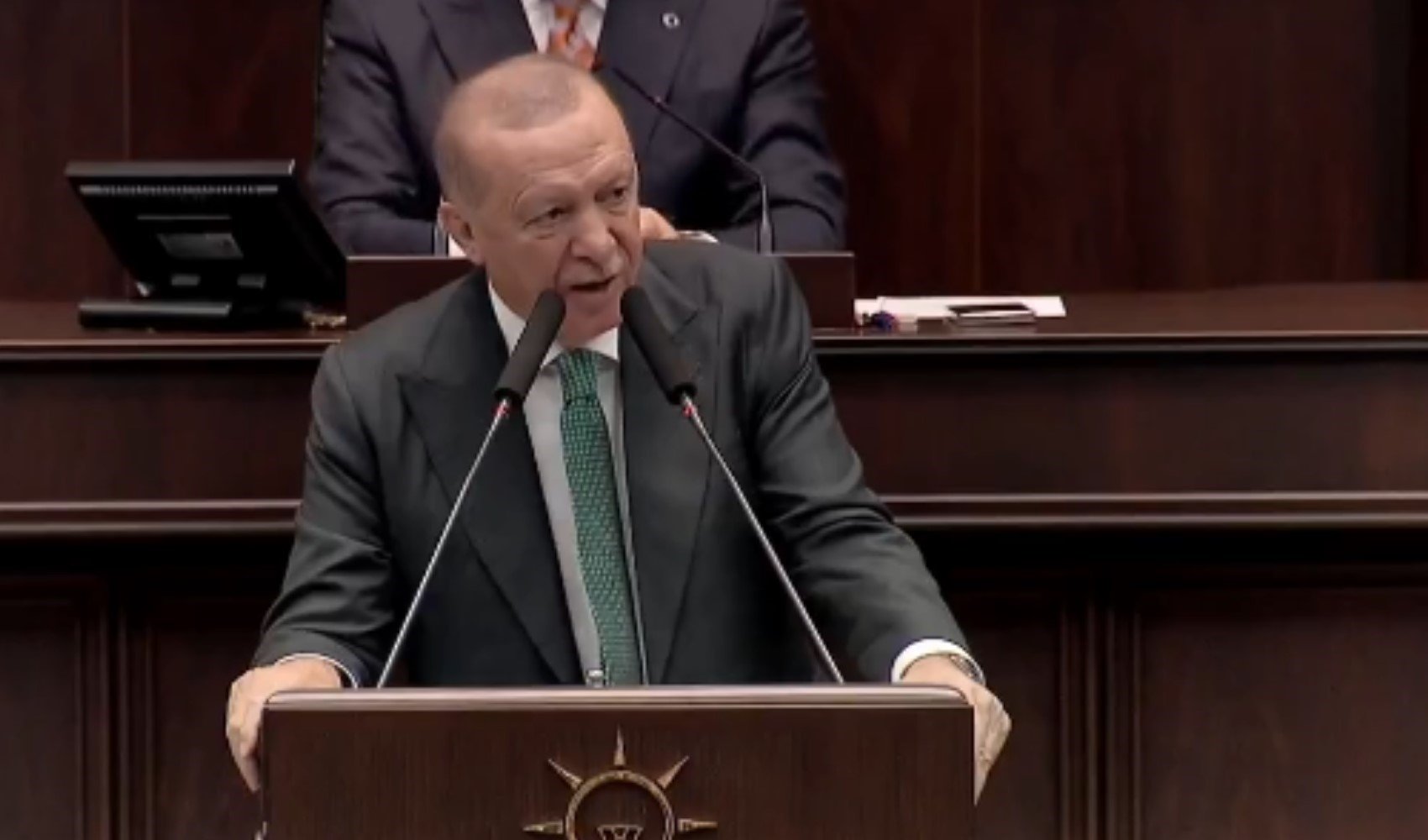 Son Dakika... Erdoğan, AKP grup toplantısında konuştu: Komisyon ile ilgili olarak milletvekillerine seslendi