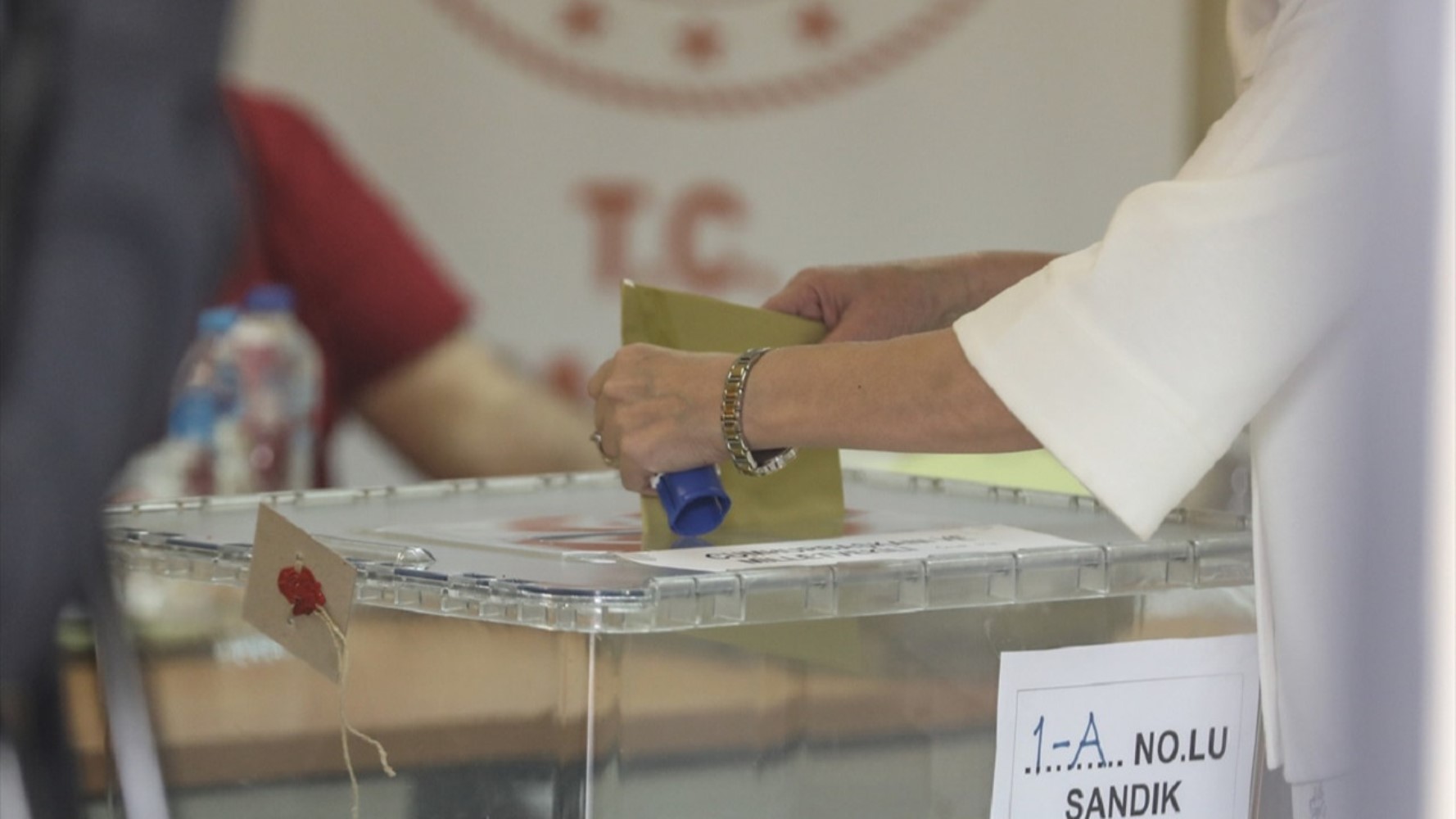 Birçok seçimde çuvallayan AKP'li araştırma şirketi, iktidarı yine birinci yaptı