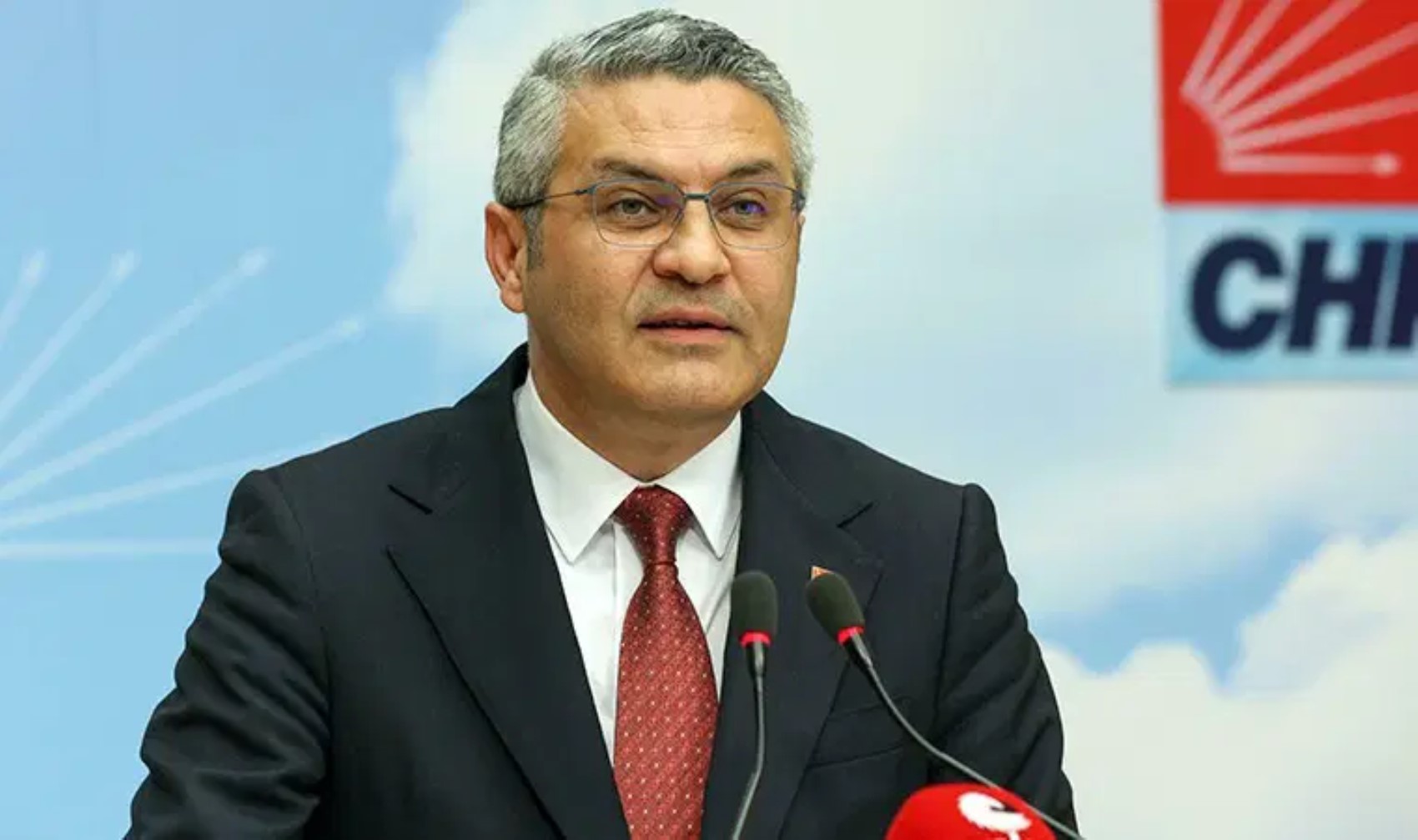 CHP’de İmralı’ya gitmek isteyen vekiller belli oldu! Son karar Özgür Özel’de…