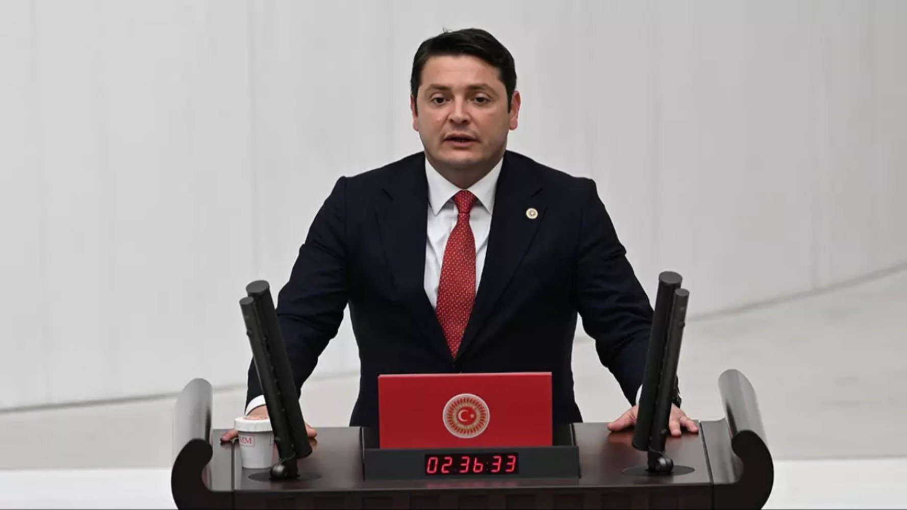 CHP’de İmralı’ya gitmek isteyen vekiller belli oldu! Son karar Özgür Özel’de…