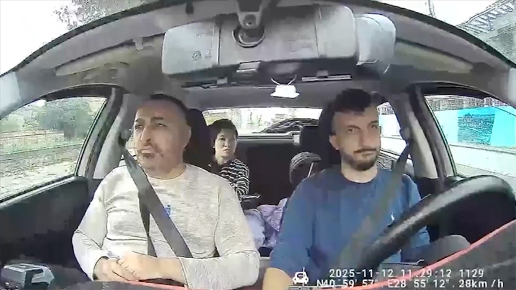 Böcek ailesi skandalında ihmaller zinciri... Odada kilitli kalmışlar