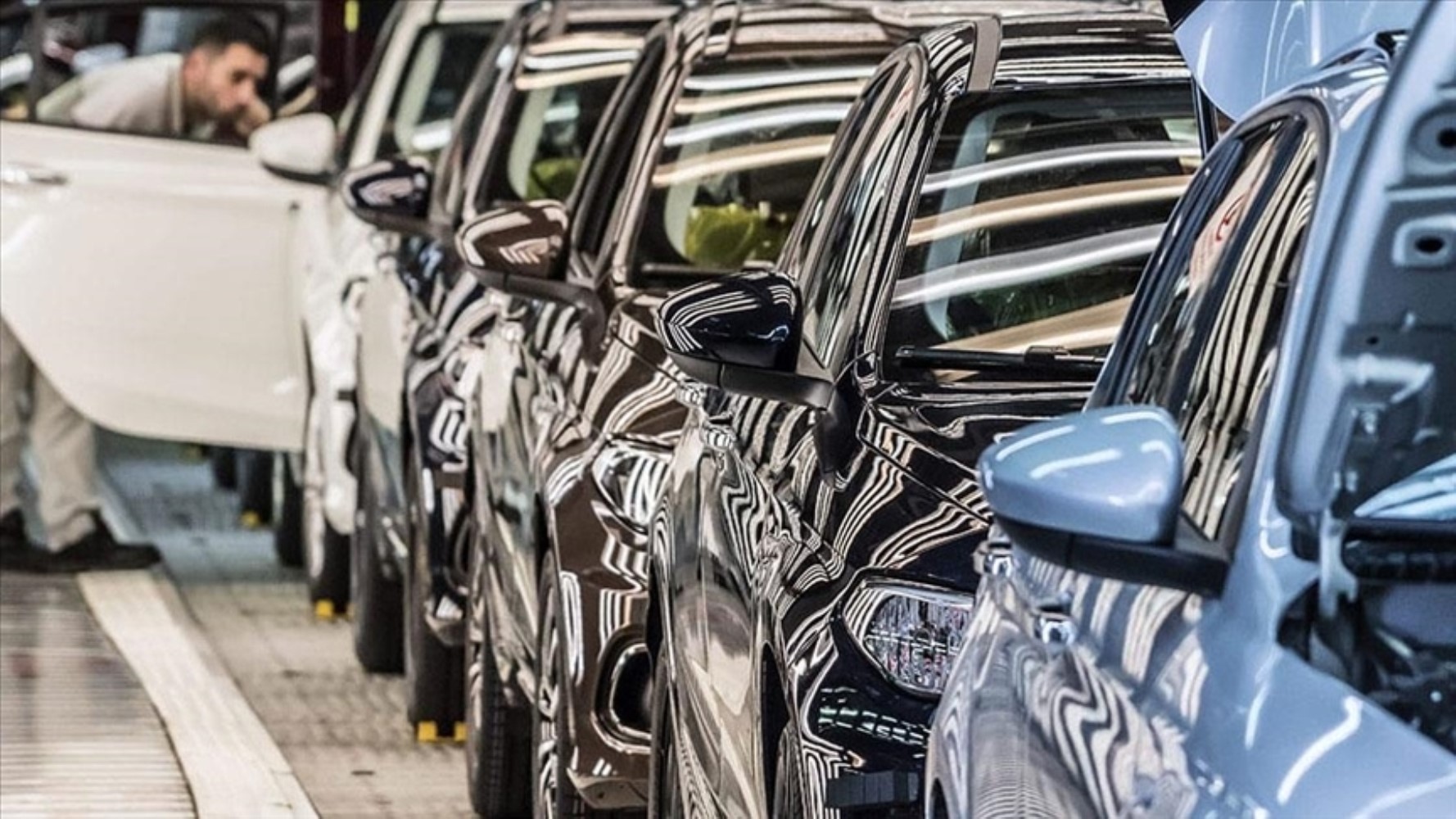 Araba alacaklar dikkat... Fiyatlar yarından itibaren 500 bin TL artacak: İşte fiyatı artacak modeller