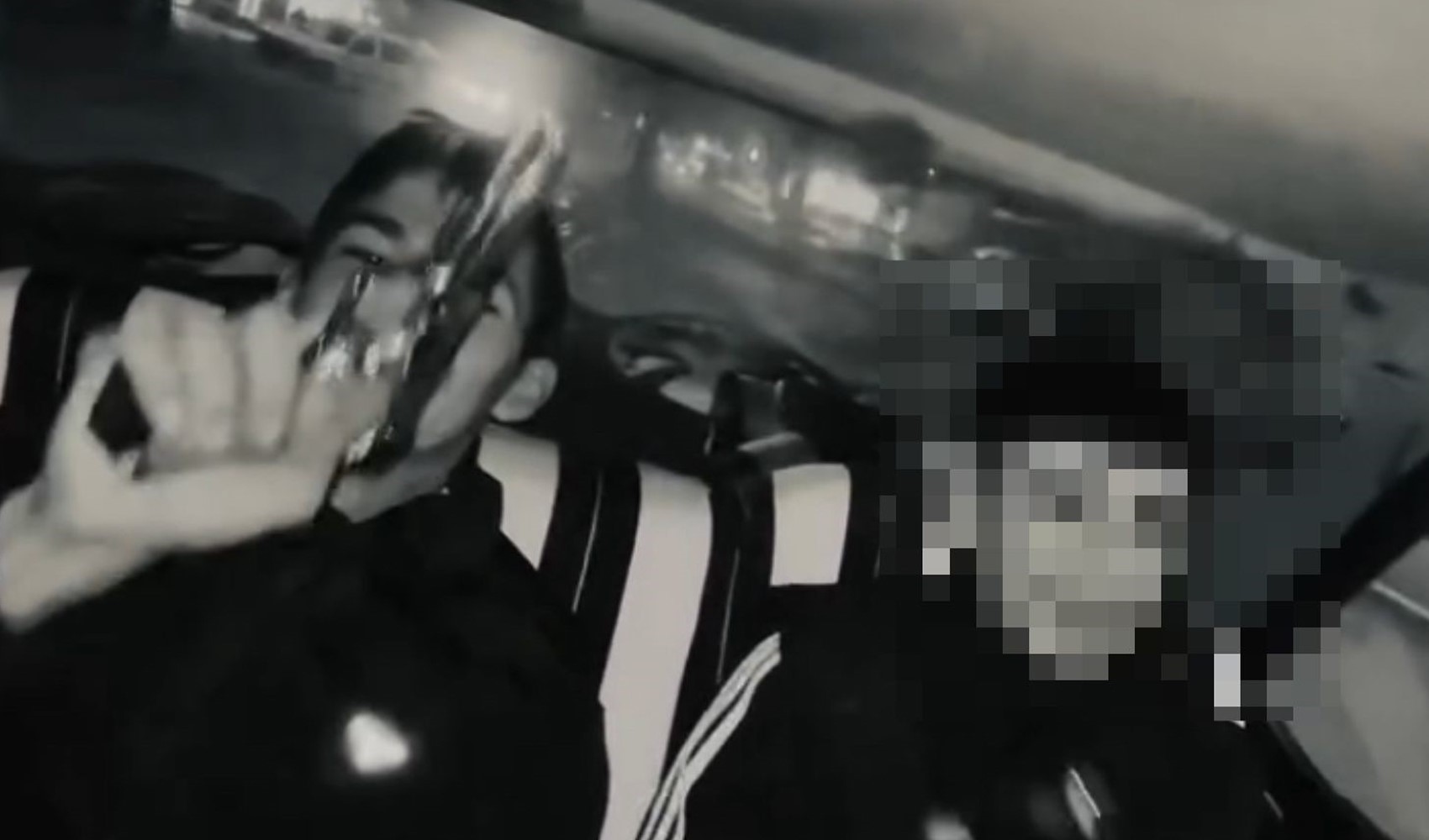 Sosyal medyada gençlerin silahlı paylaşımı