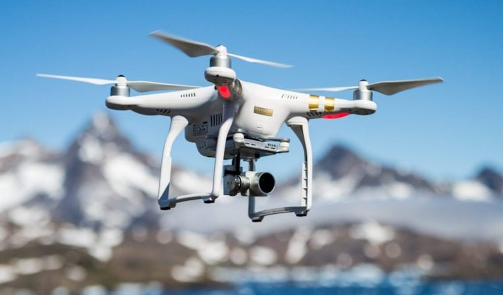 Hollanda'dan askeri üs üzerinde uçan İHA'lara müdahale