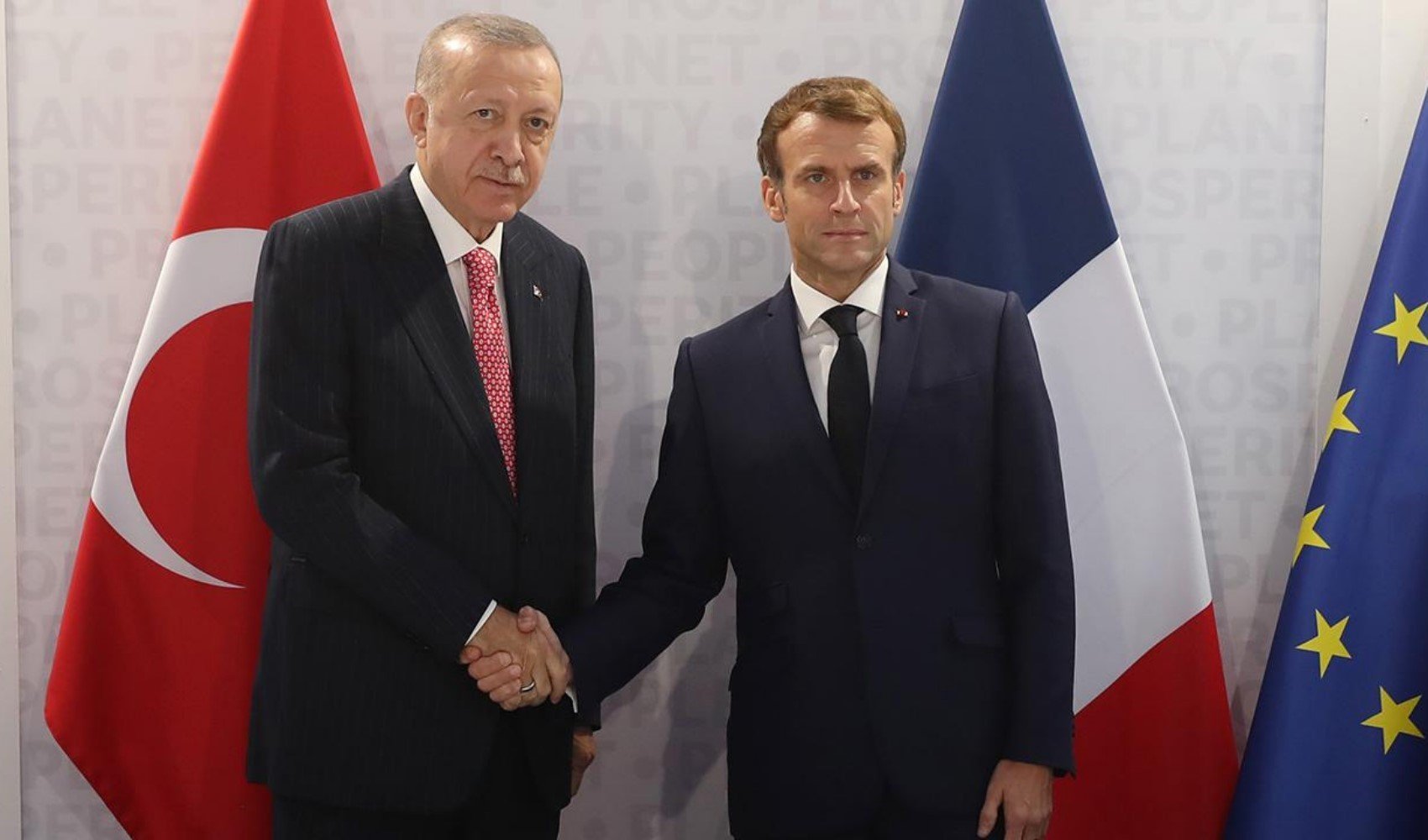 Erdoğan, Macron ile görüştü