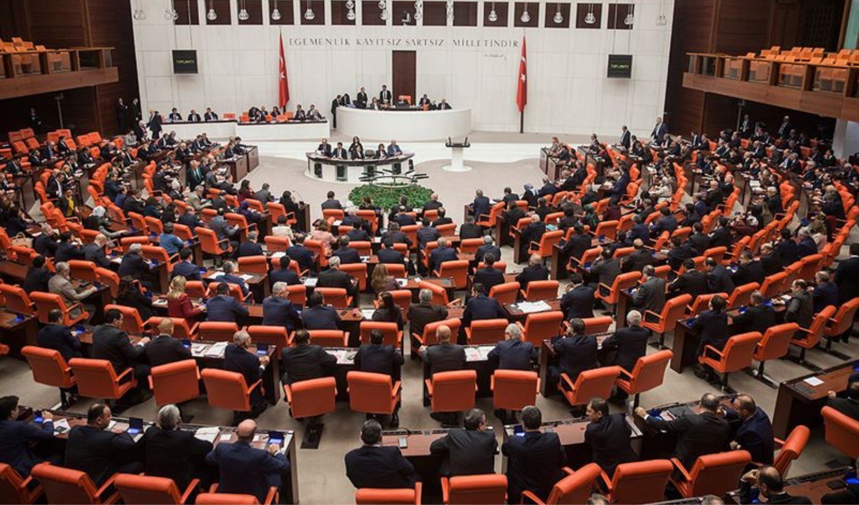 CHP'nin Meclis'teki sandalye sayısında artış