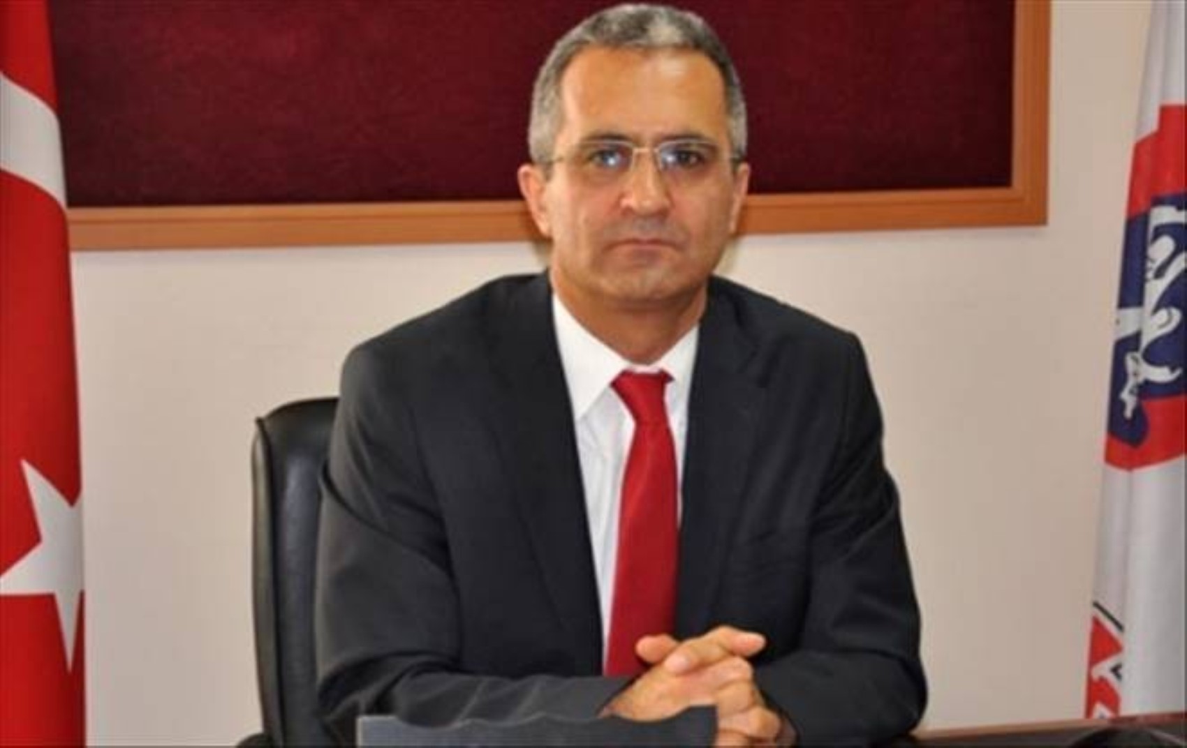 Kılıçdaroğlu'nun 'arınma' çağrısı sonrası CHP'de 16 eski vekilden Özgür Özel'e mektup!