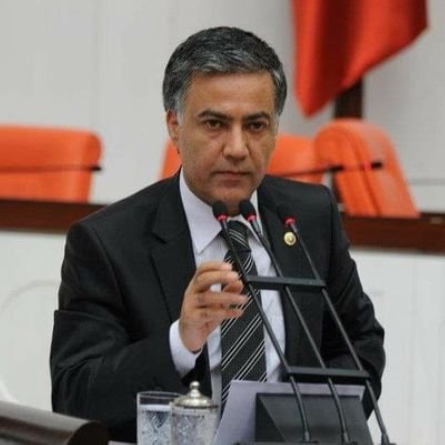 Kılıçdaroğlu'nun 'arınma' çağrısı sonrası CHP'de 16 eski vekilden Özgür Özel'e mektup!