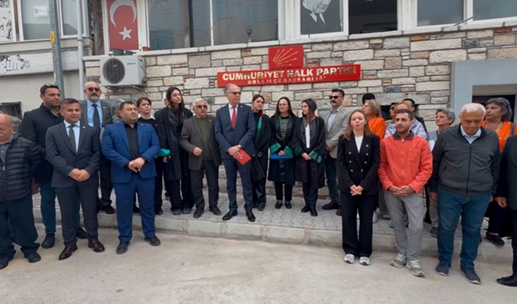 CHP’den Atatürk’ü hedef alan AKP’liye suç duyurusu