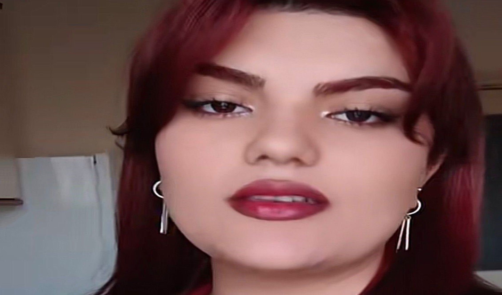 Yurdun 4'üncü katından düşen kızın sosyal medya paylaşımları ortaya çıktı