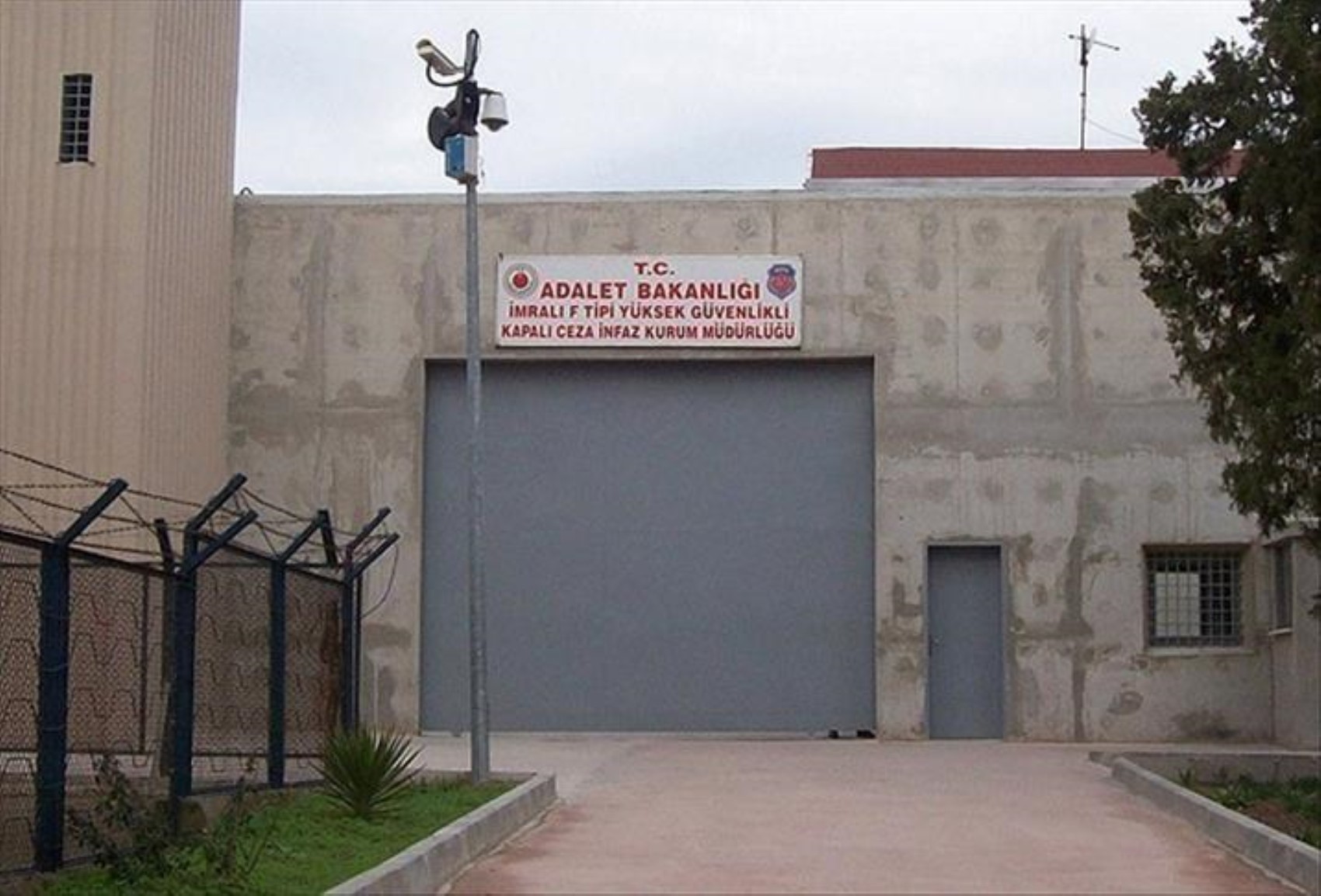 İmralı ziyareti sonrası ilk anket sonuçları!