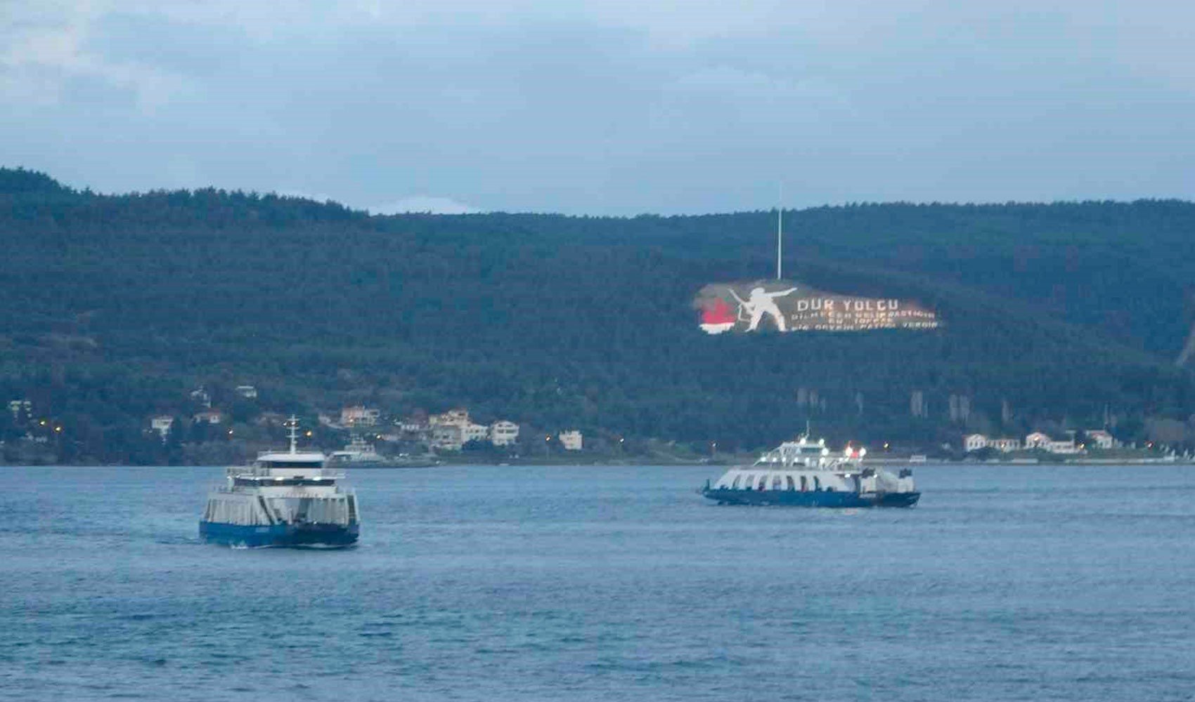 Bozcaada ve Gökçeada’ya bazı feribot seferleri iptal edildi