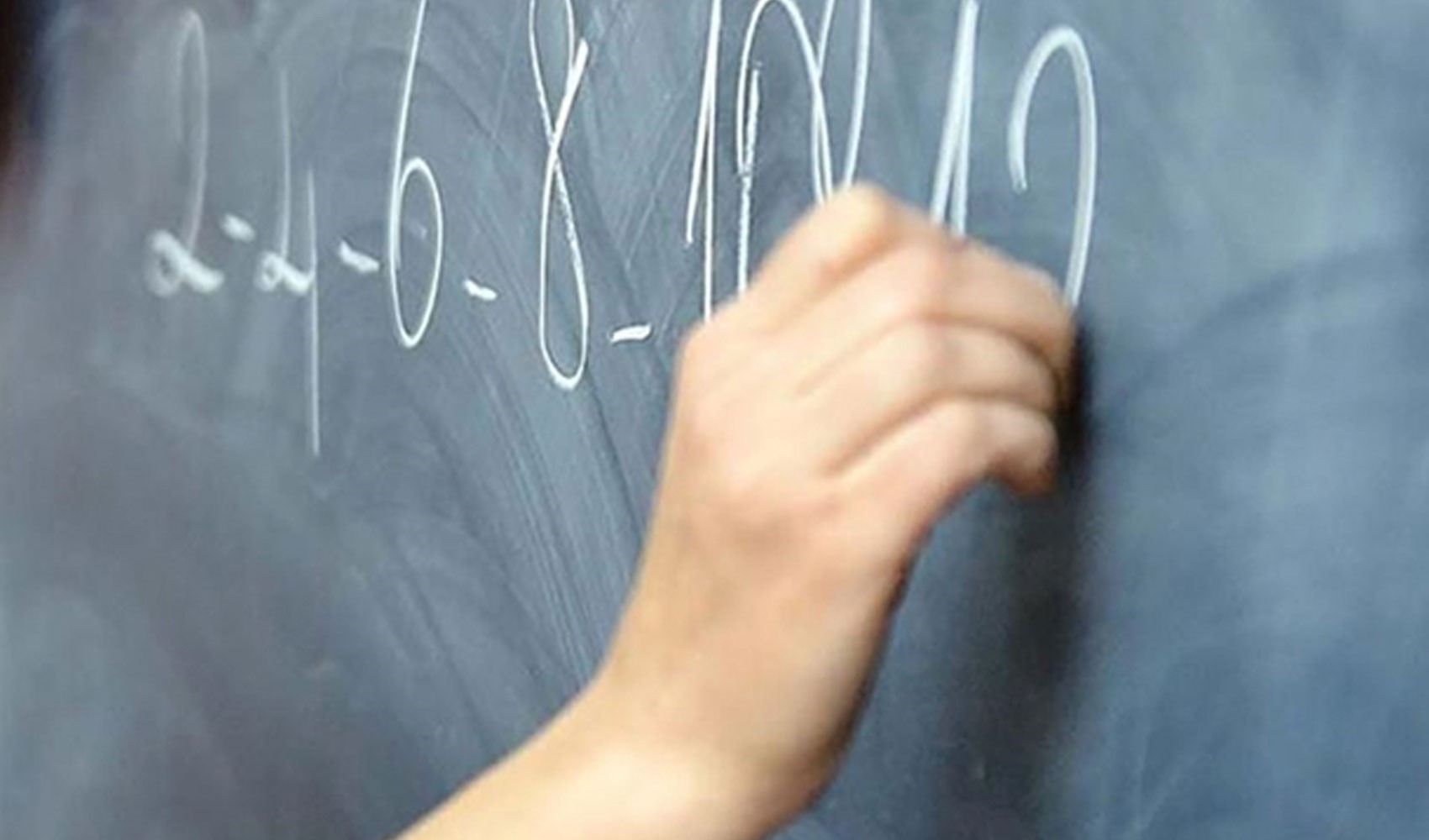 Hava kirliliği ve grip salgını nedeniyle 18 ilde uzaktan eğitime geçildi