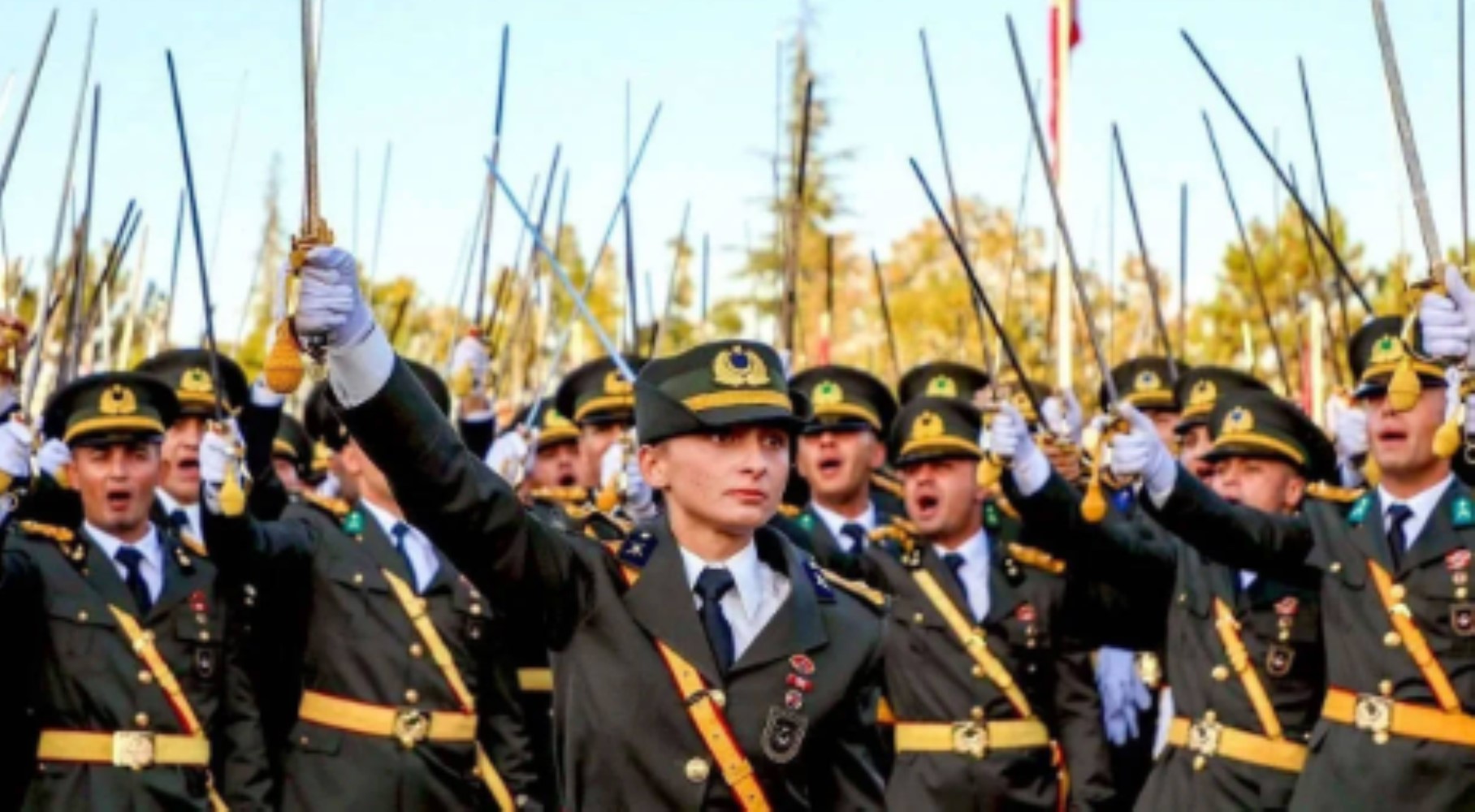 Teğmenler Youtube kanalı açtı, merak edilen soruları yanıtladılar!