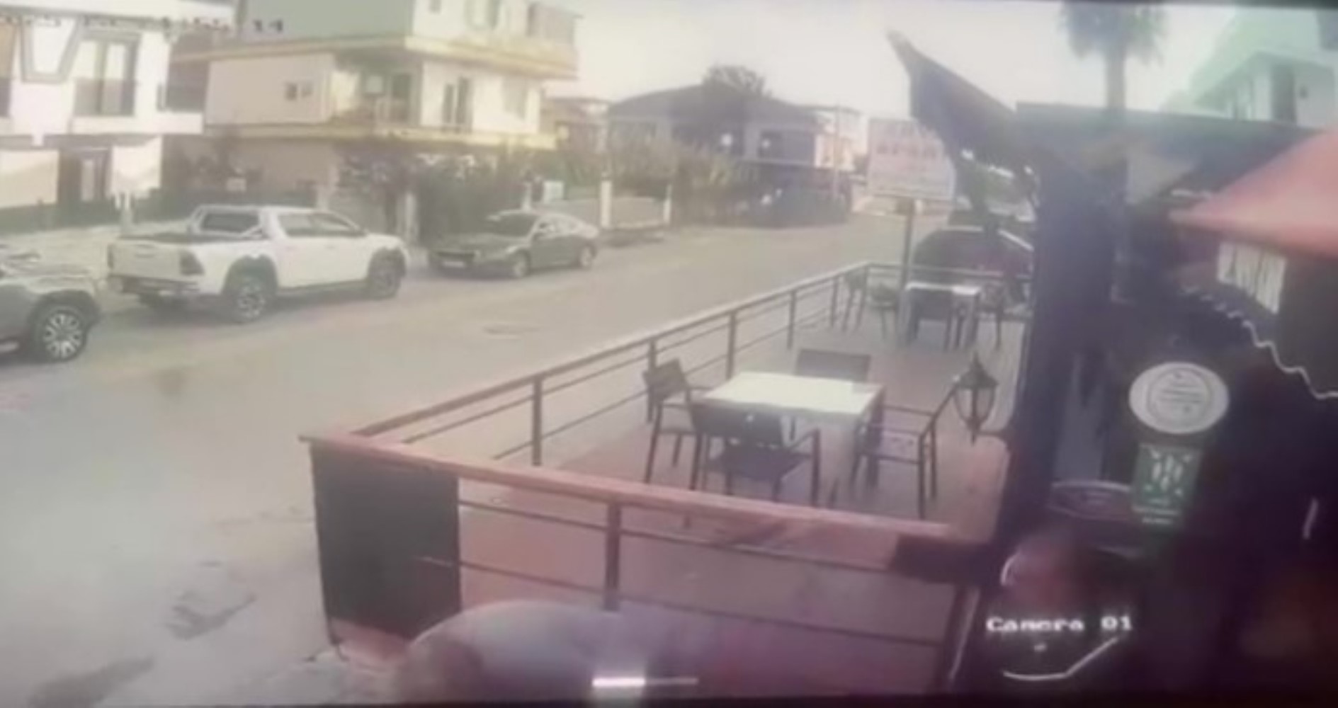 Barışmak için buluştuğu kuzenini öldürdüğü anın görüntüleri: Şarjörü değiştirip geri dönmüş