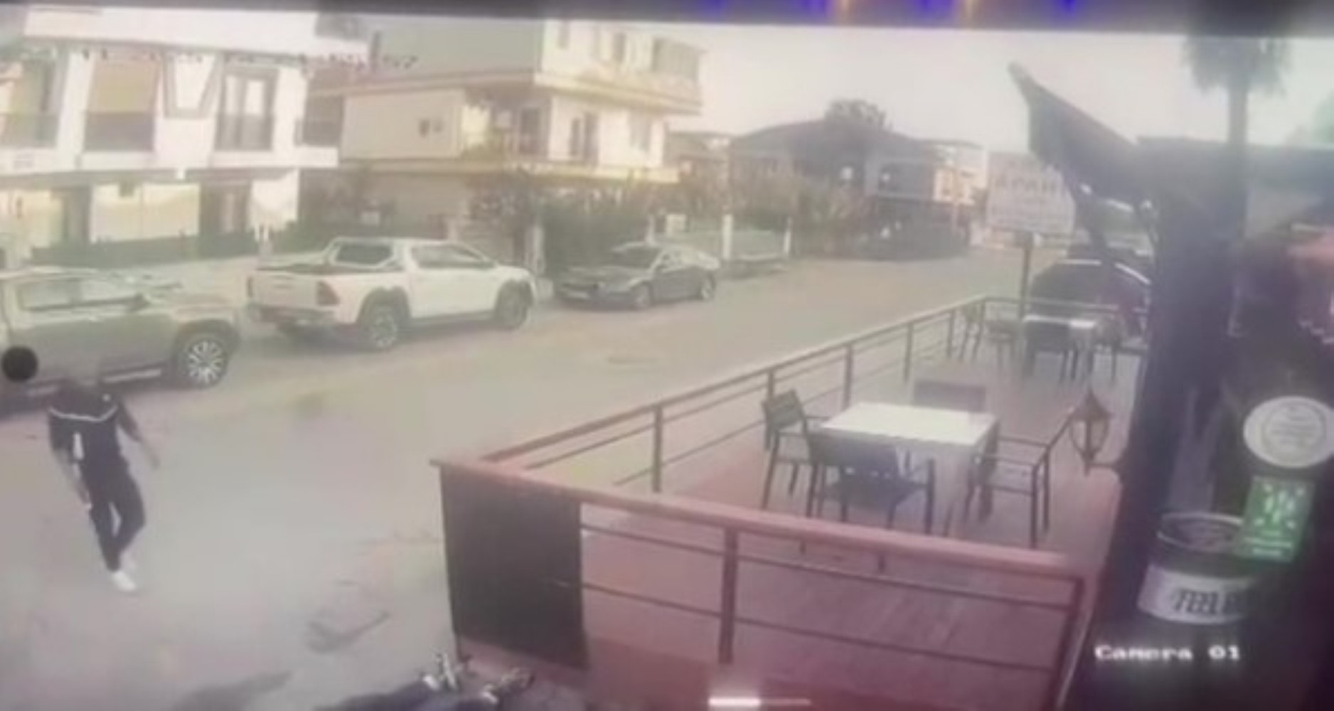 Barışmak için buluştuğu kuzenini öldürdüğü anın görüntüleri: Şarjörü değiştirip geri dönmüş