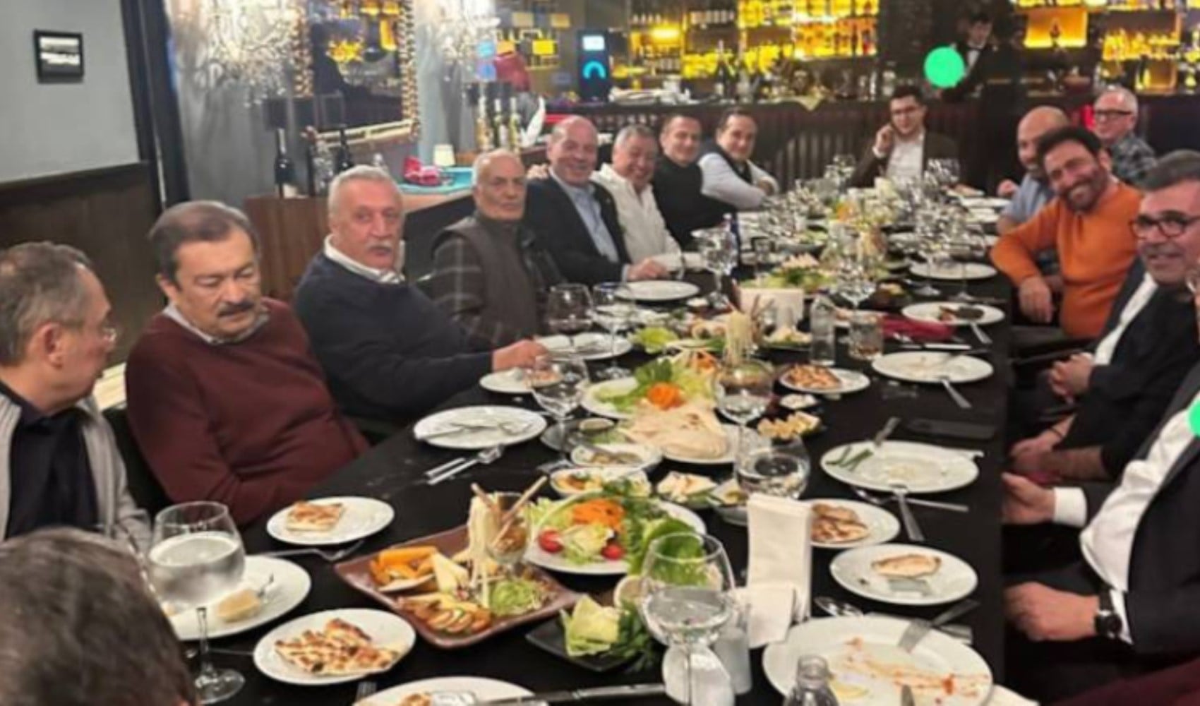 Mehmet Ağar o masayı anlattı