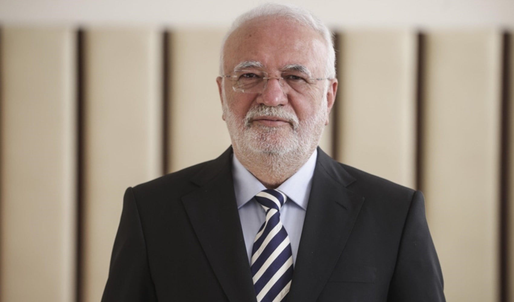 Erdoğan videosu sonrası AKP'li isim kurultay salonunu terk etti!