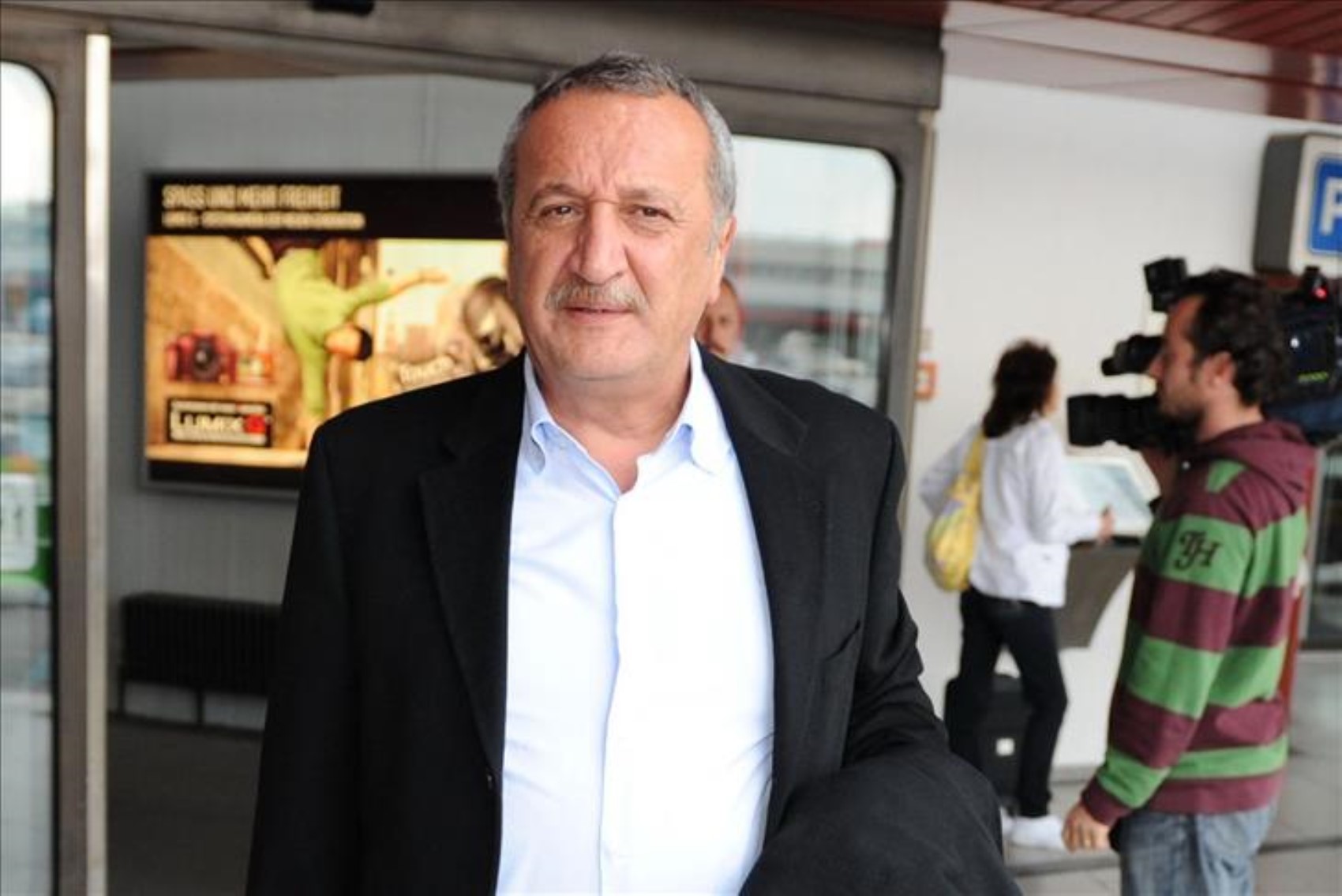 Mehmet Ağar o masayı anlattı: 'Görevden alınma nedenini biliyorum'