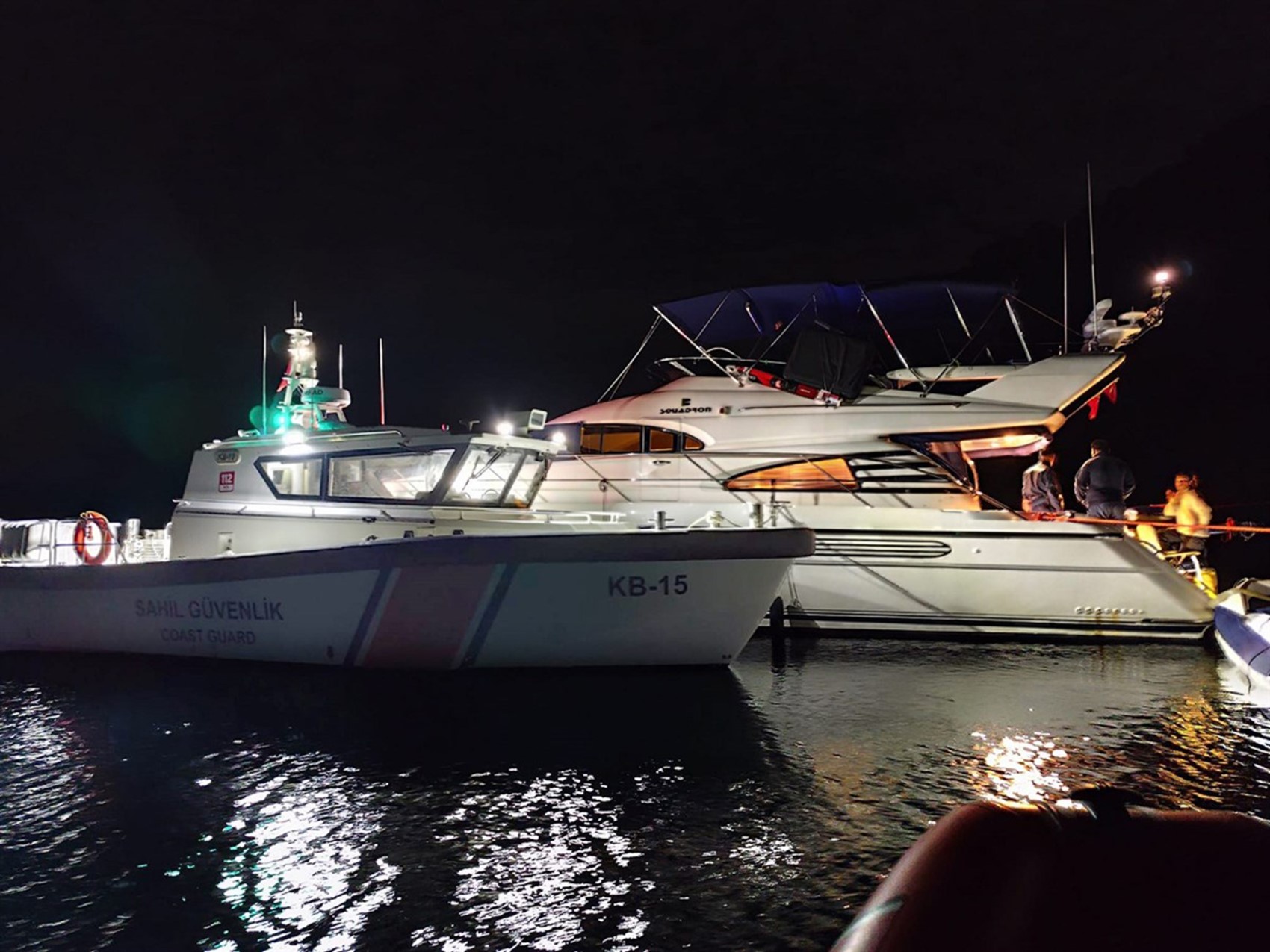 Sahil Güvenlik lüks teknelere uyuşturucu operasyonu yaptı