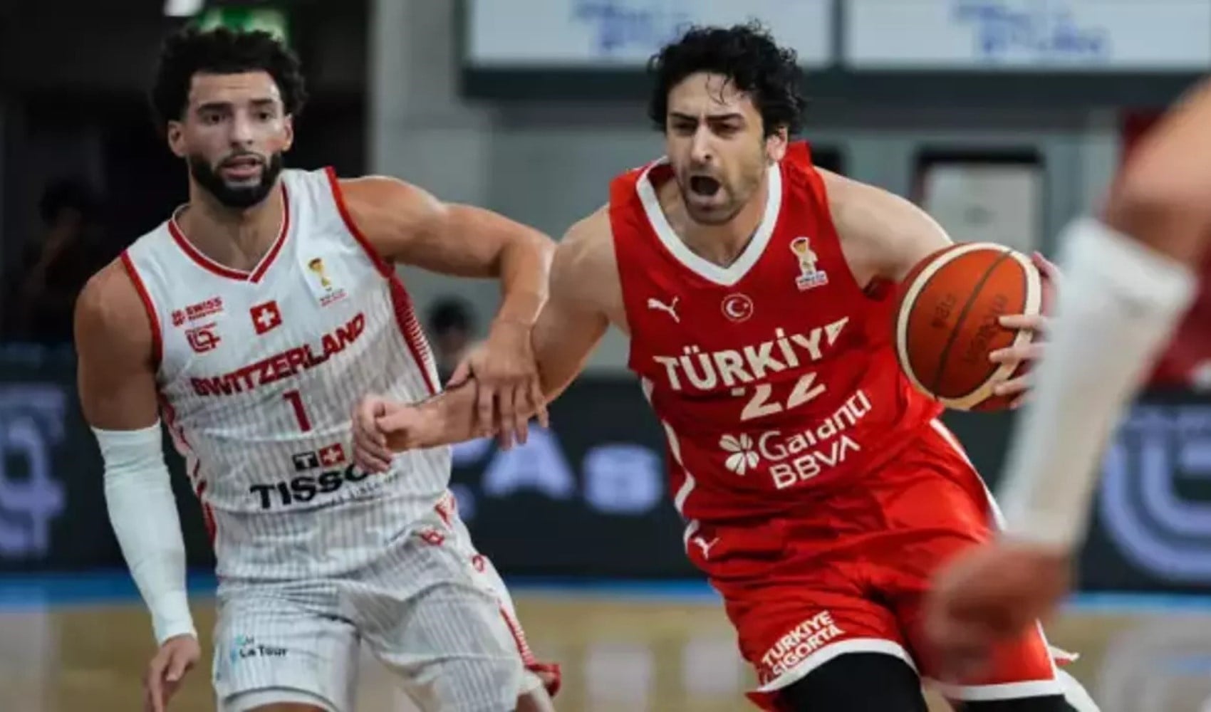 12 Dev Adam yoluna kayıpsız devam ediyor