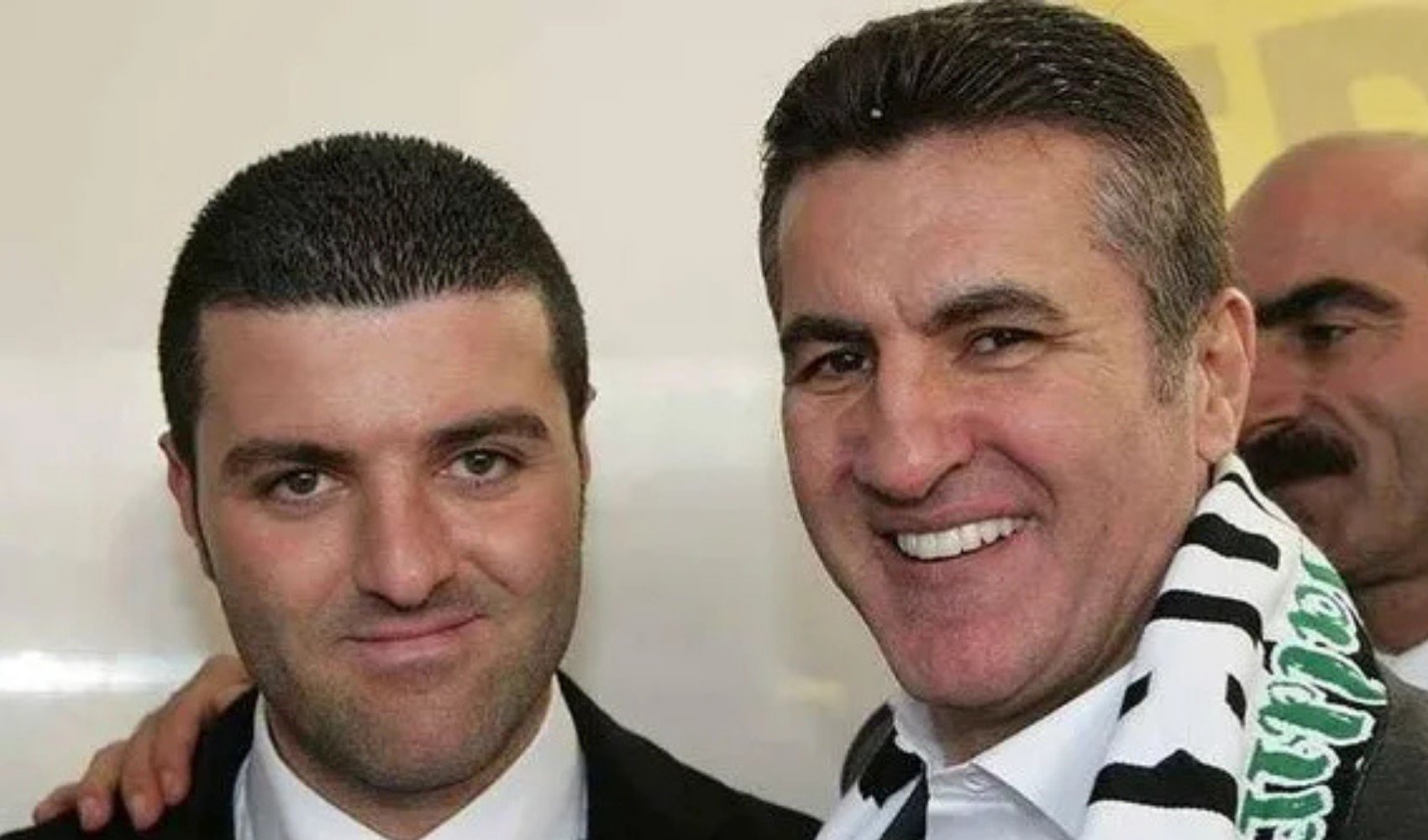 Mustafa Sarıgül’den oğlu Emir Sarıgül hakkında çıkan ‘dolandırıcılık’ iddialarına yanıt