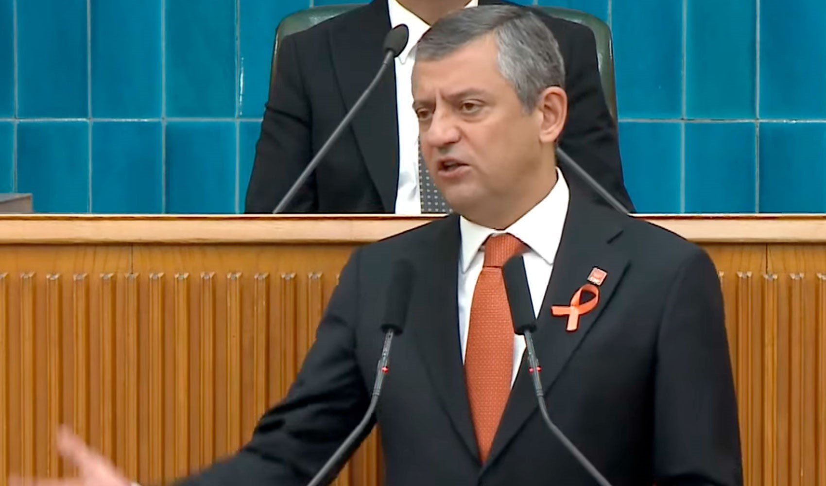 Özgür Özel'den Selahattin Demirtaş özrü! Bahçeli'ye yanıt verdi