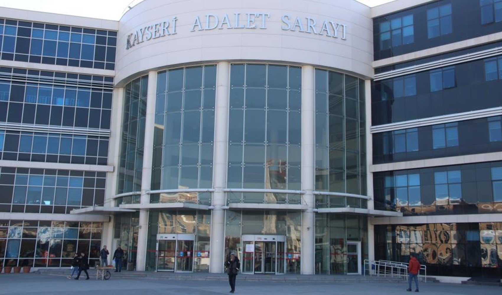 14 yaşındaki kız çocuğunu istismar eden sanığa ceza