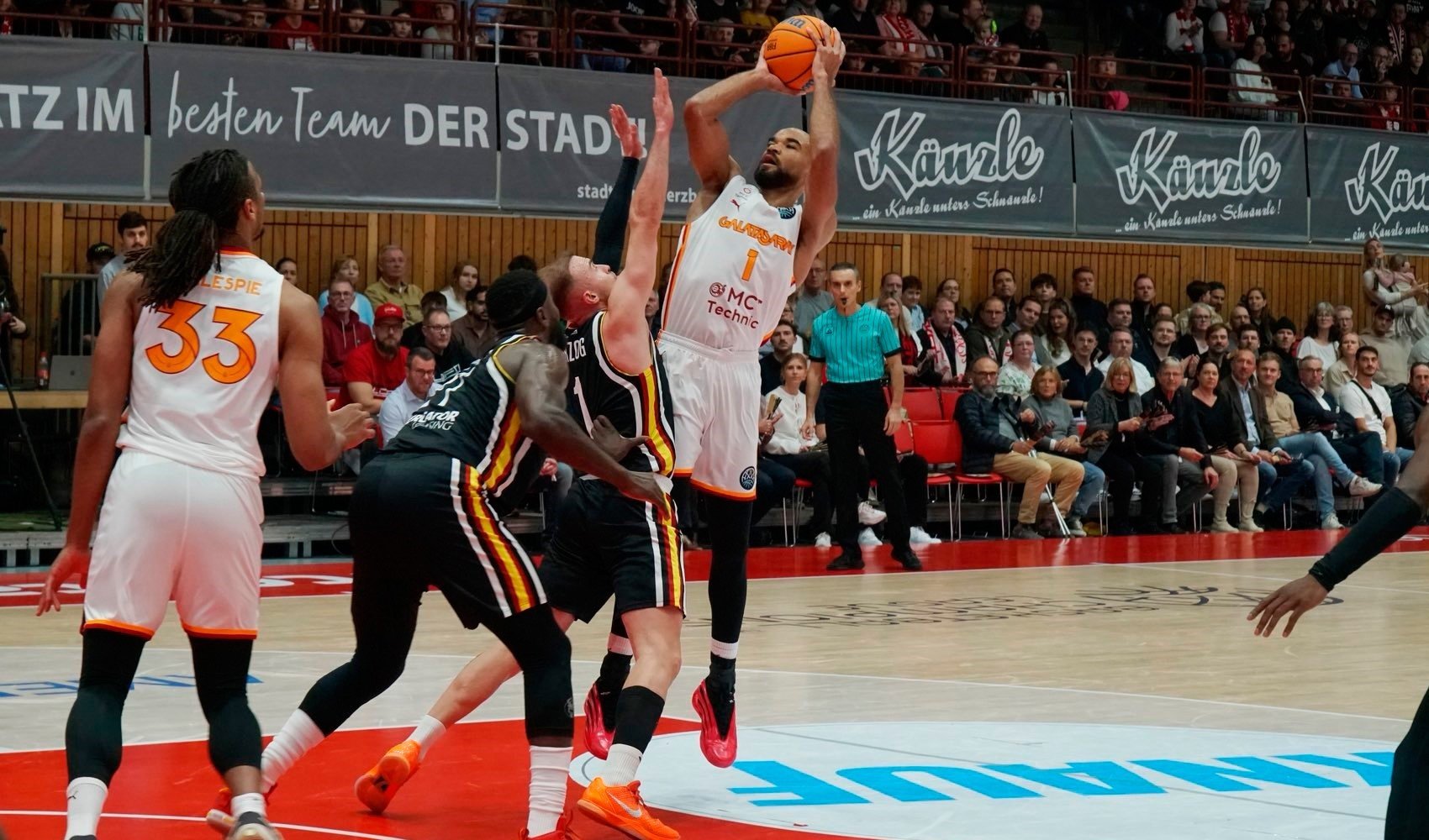 Galatasaray MCT Technic, 4'te 4 yaparak namağlup devam etti