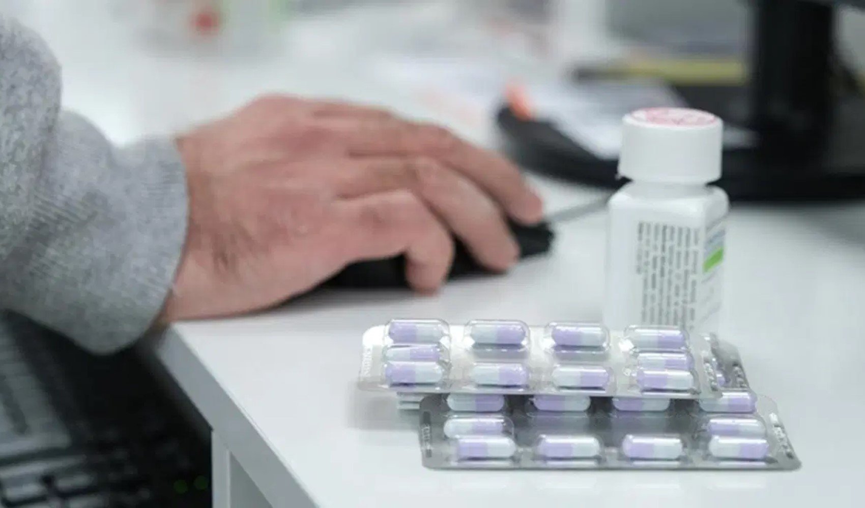 Skandal ayrımcılık iddiası: 65 yaş üstü kanser hastalarına ilaç yok!