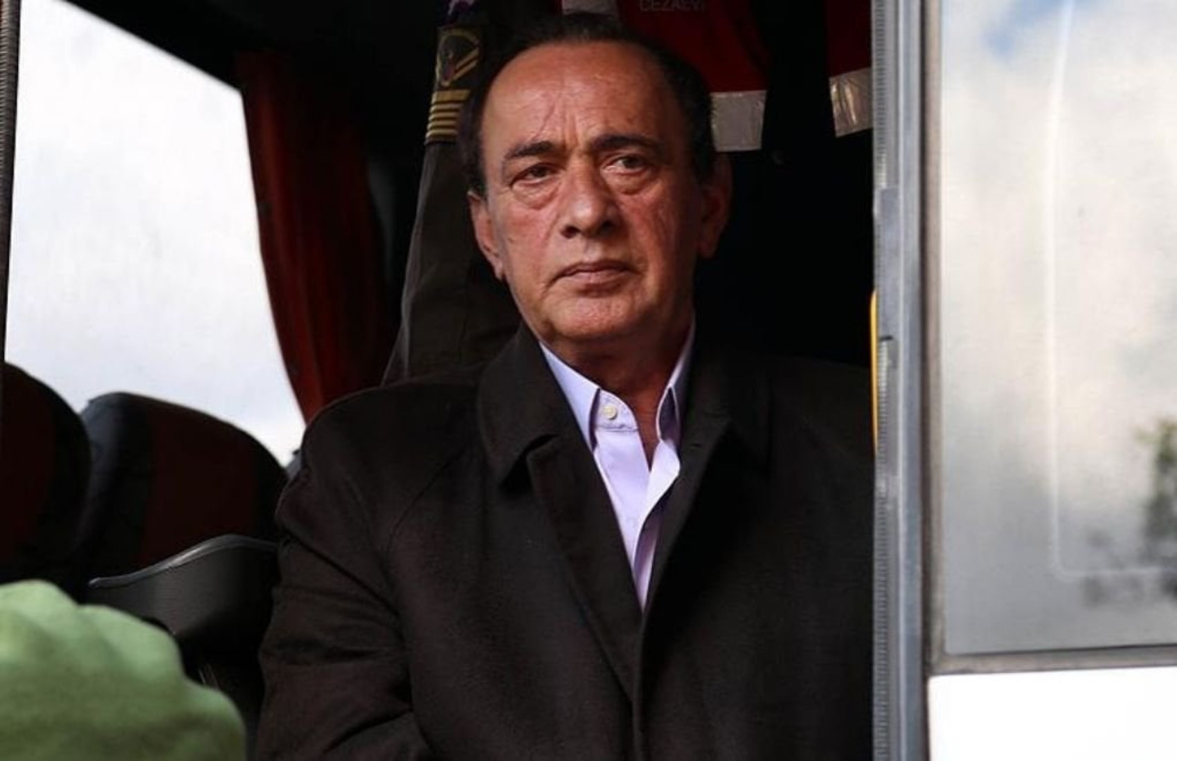 MHP lideri Bahçeli'den iki isme 'Yurt dışına çıkın' uyarısı