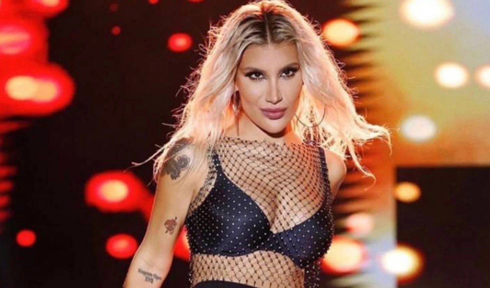 İrem Derici’ye Hollanda’da saldırı