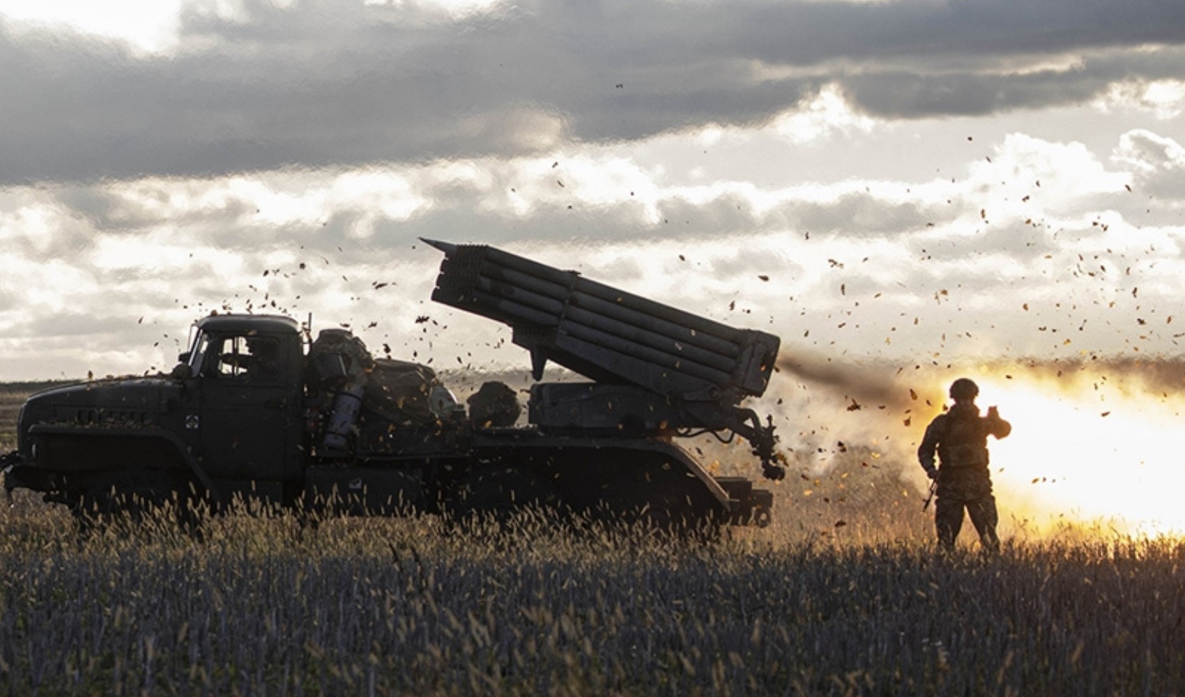 İsrail Lübnan'a hava saldırısı başlattı