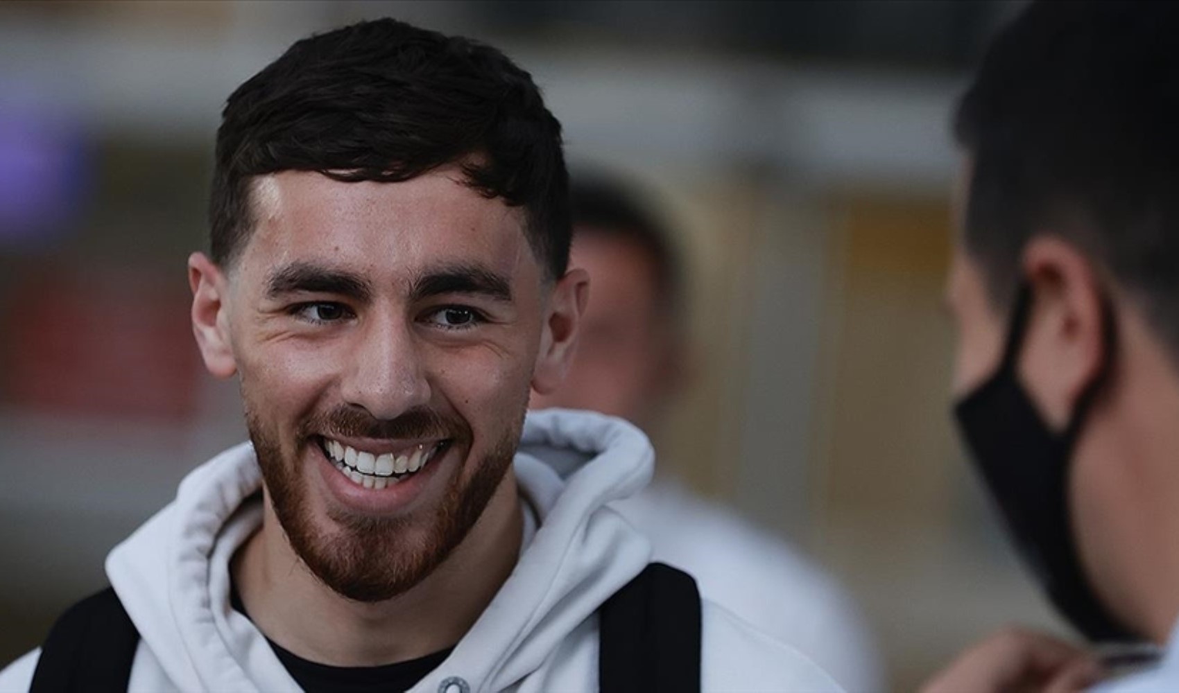 Orkun Kökçü, derbideki kırmızı kart sonrası sessizliğini bozdu